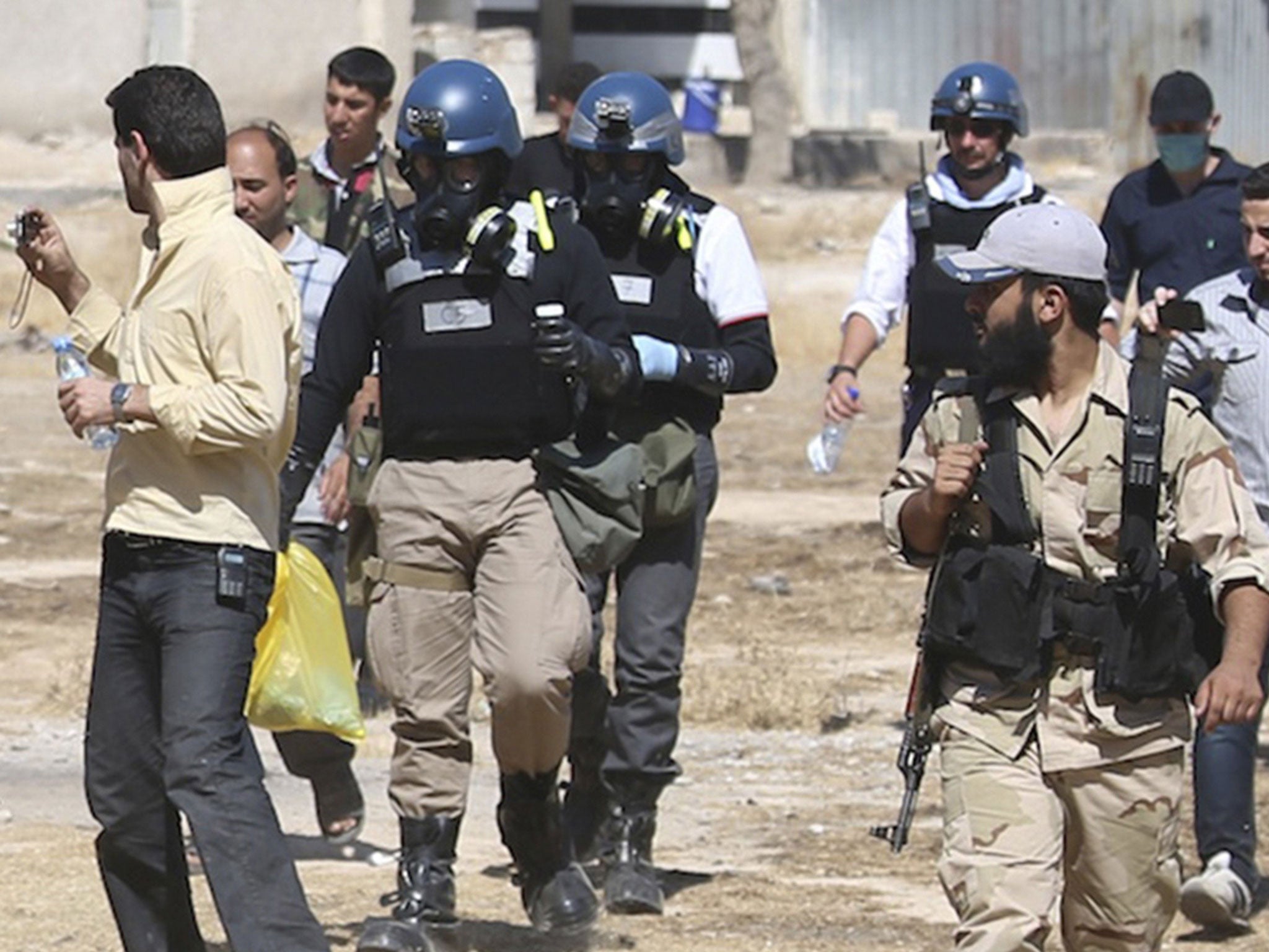 UN inspectors in Ain Tarma, Damascus