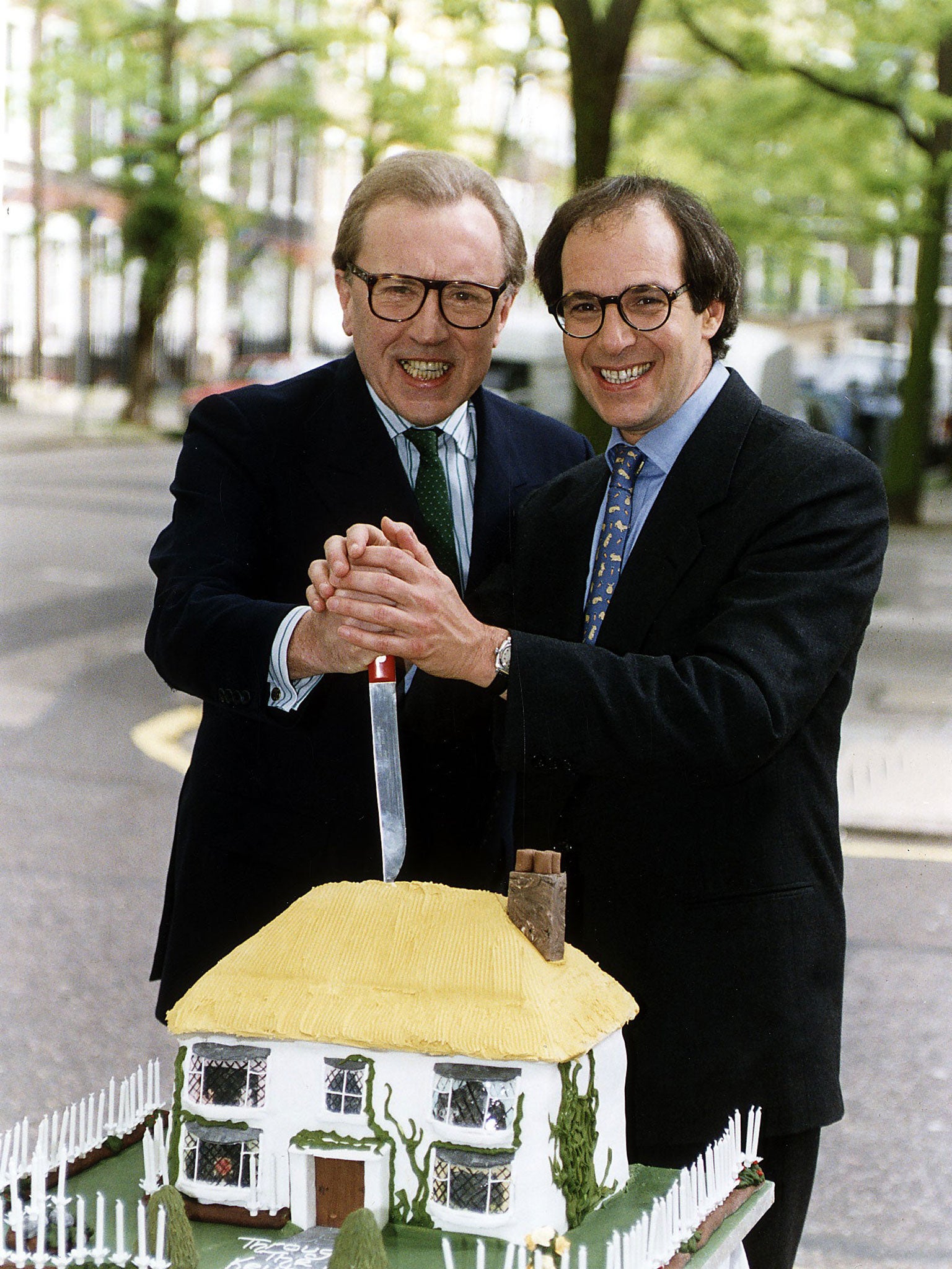 The show was originally hosted by Sir David Frost and Loyd Grossman