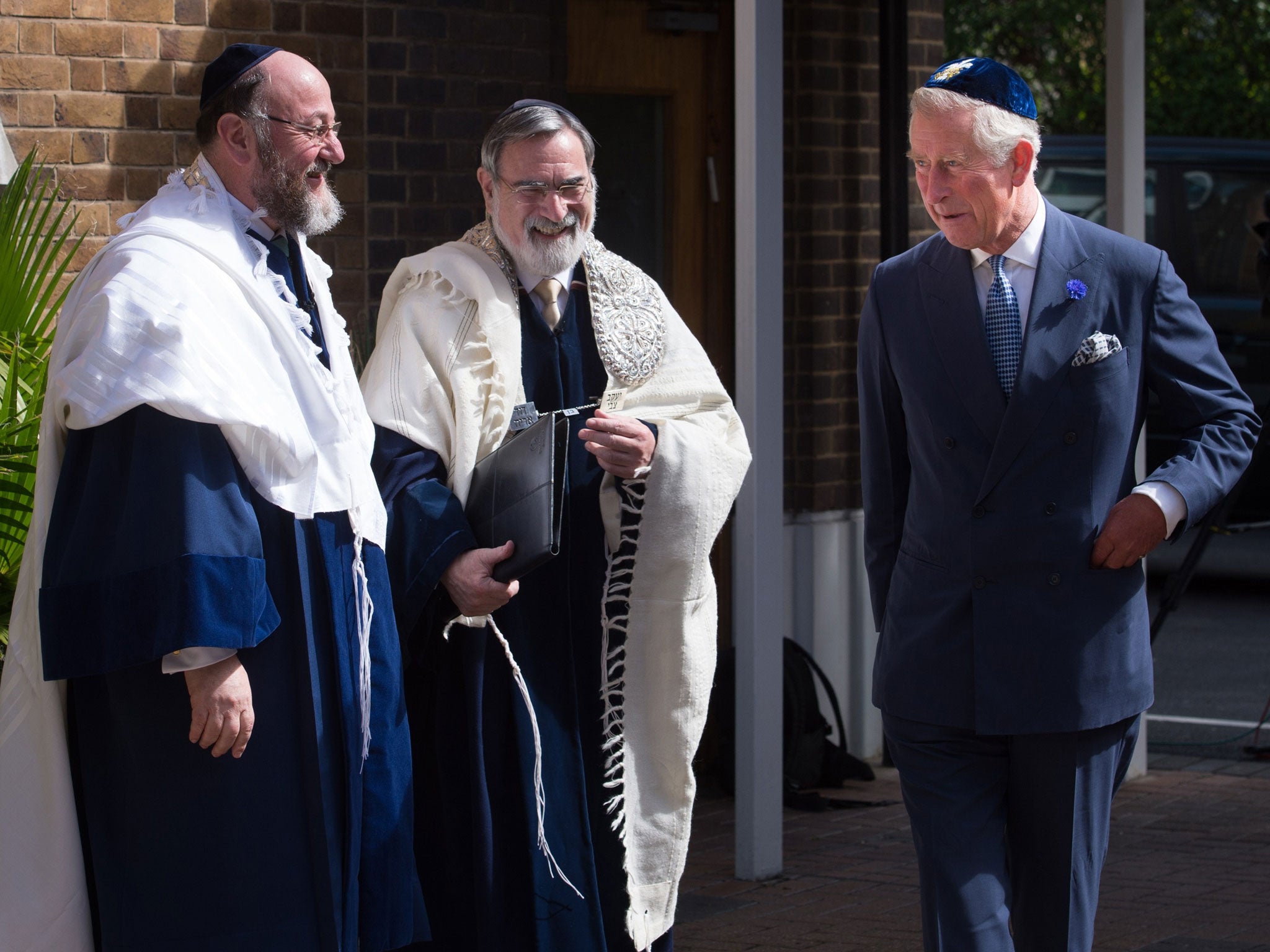 The Prince of Wales with Chief Rabbi Ephraim Mirvis, far left, and his predecessor, Lord Jonathan Sacks, at the induction ceremony