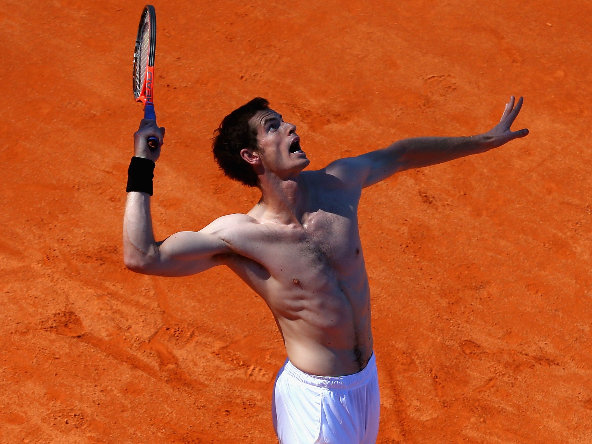 Andy Murray practises in Umag yesterday