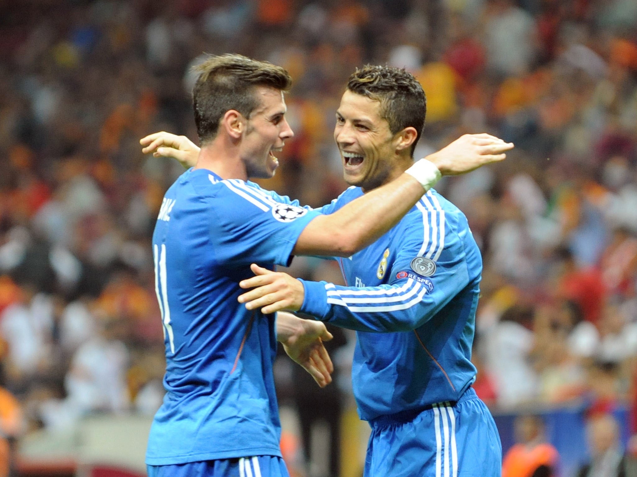 Gareth Bale and Cristiano Ronaldo celebrate together