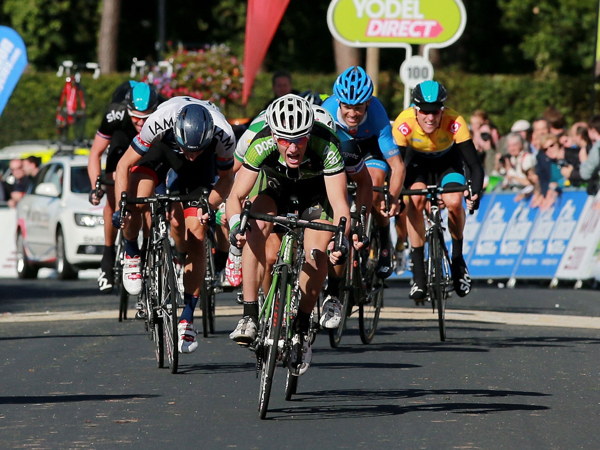 Sam Bennett wins the Tour of Britain’s fifth stage in Caerphilly