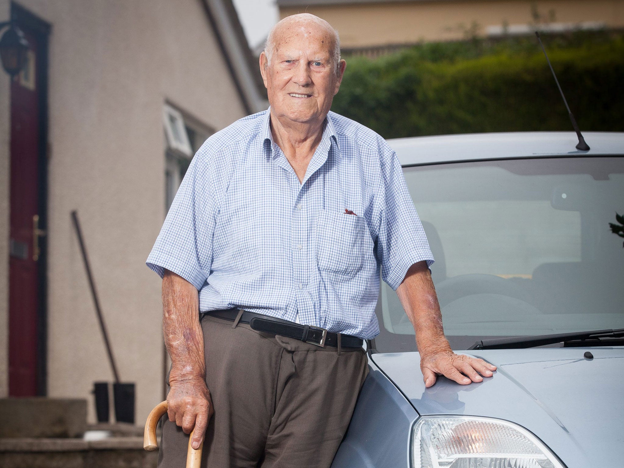 Les Hale, pictured at the age of 100 in 2013, was one of 191 centenarians on the UK's roads at that time