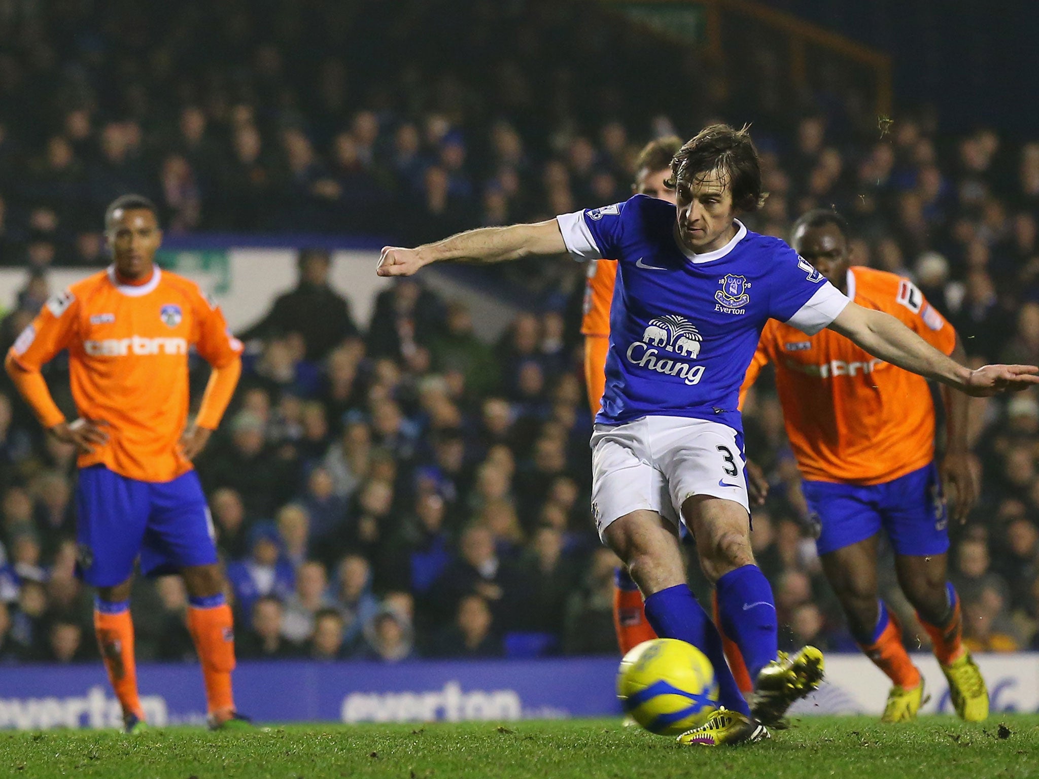 Leighton Baines could return for Everton against Sunderland
