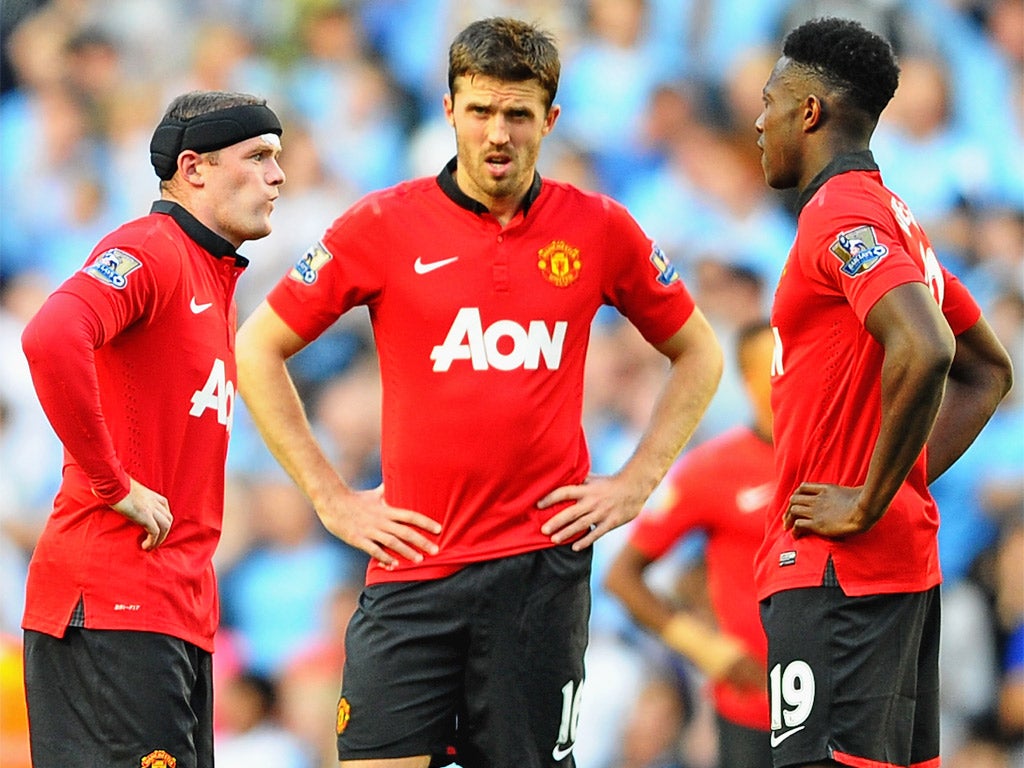 Moyes picked Michael Carrick (centre) in Sunday’s derby even though he was suffering from flu (Getty)