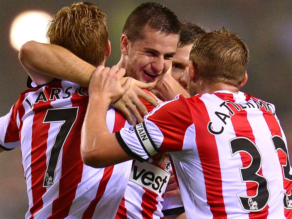 Sunderland's Valentin Roberge celebrates his goal with teammates