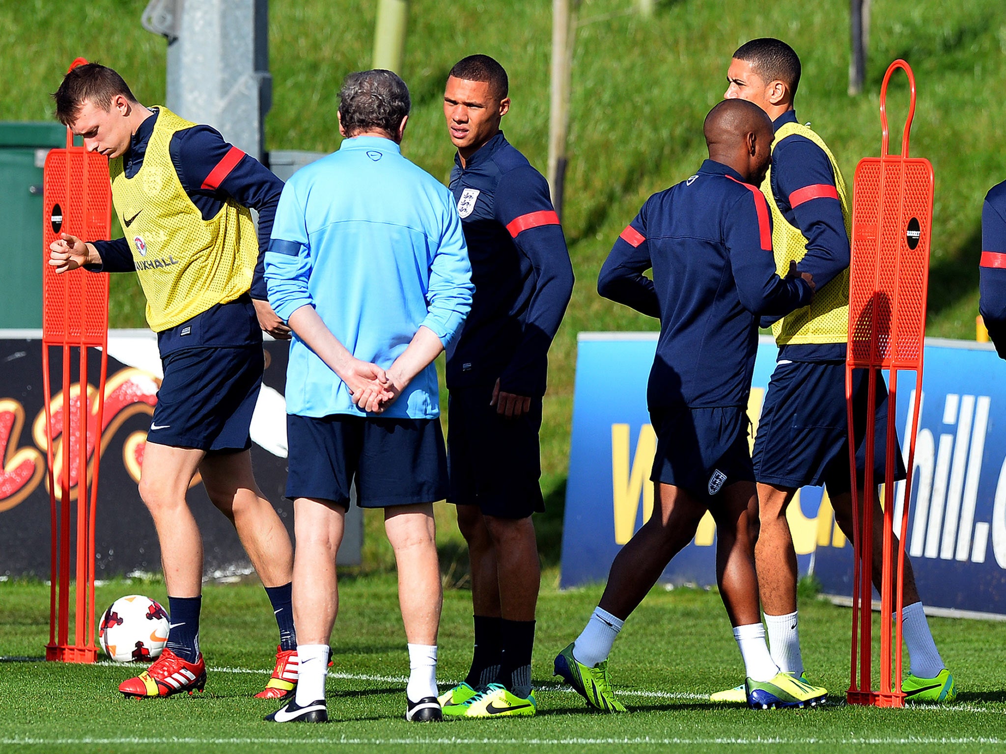 Roy Hodgson takes an England training session