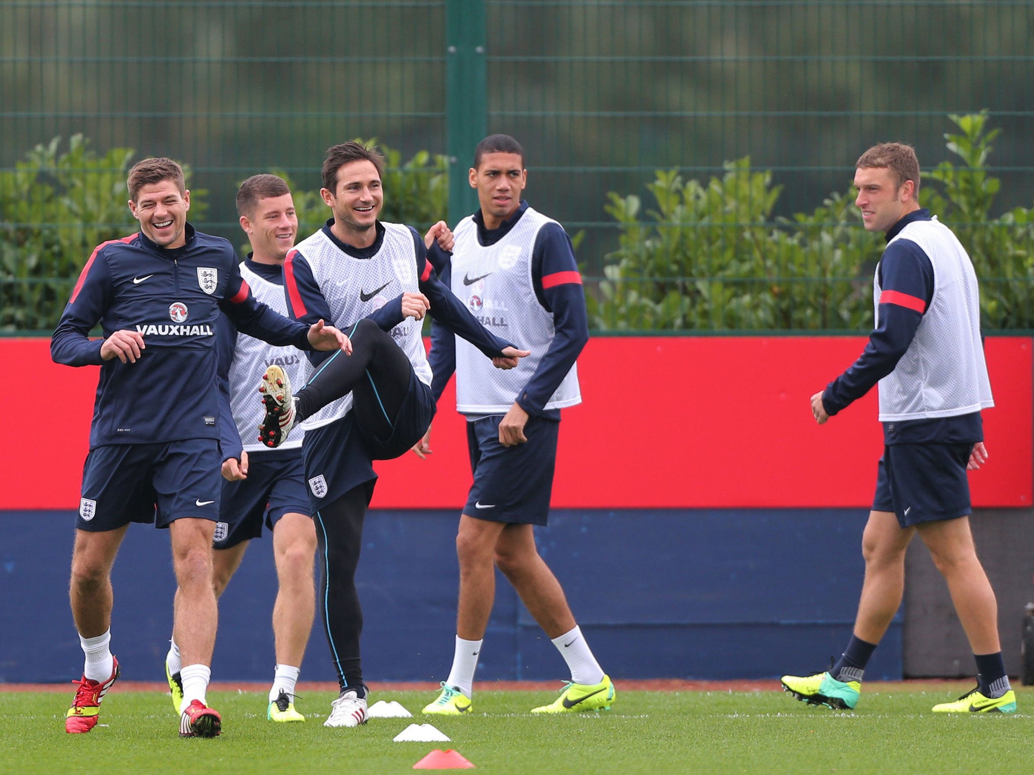 Steven Gerrard (left) and Frank Lampard share a joke during training