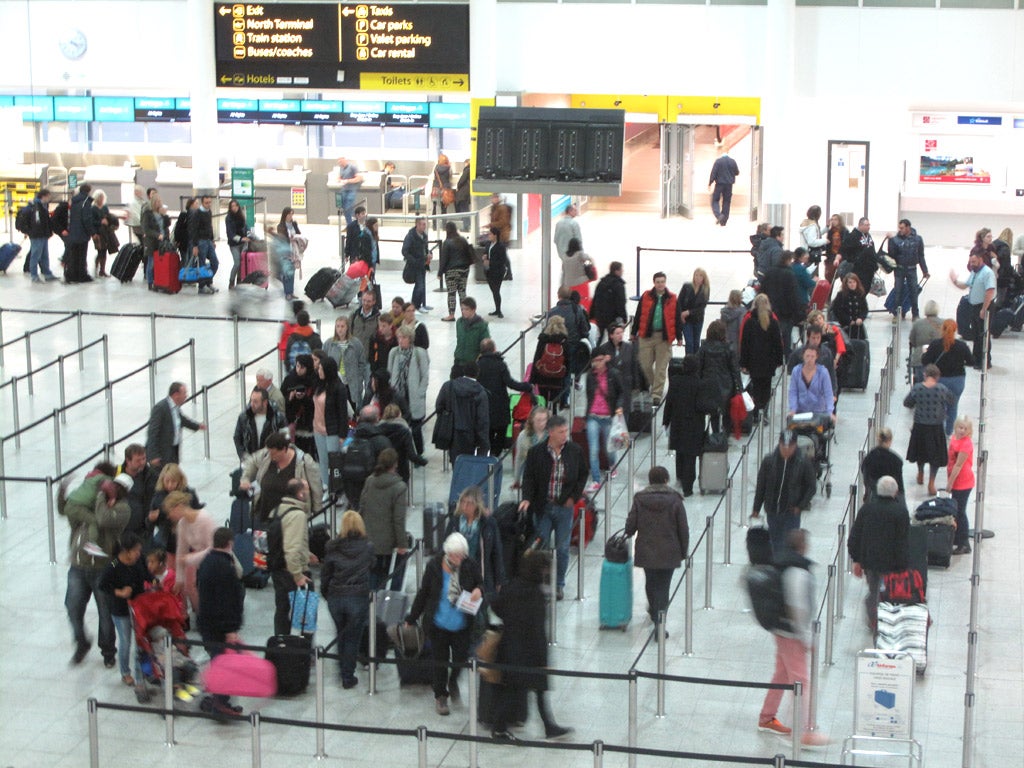 EasyJet will move all its Gatwick operations into a single facility, the North Terminal