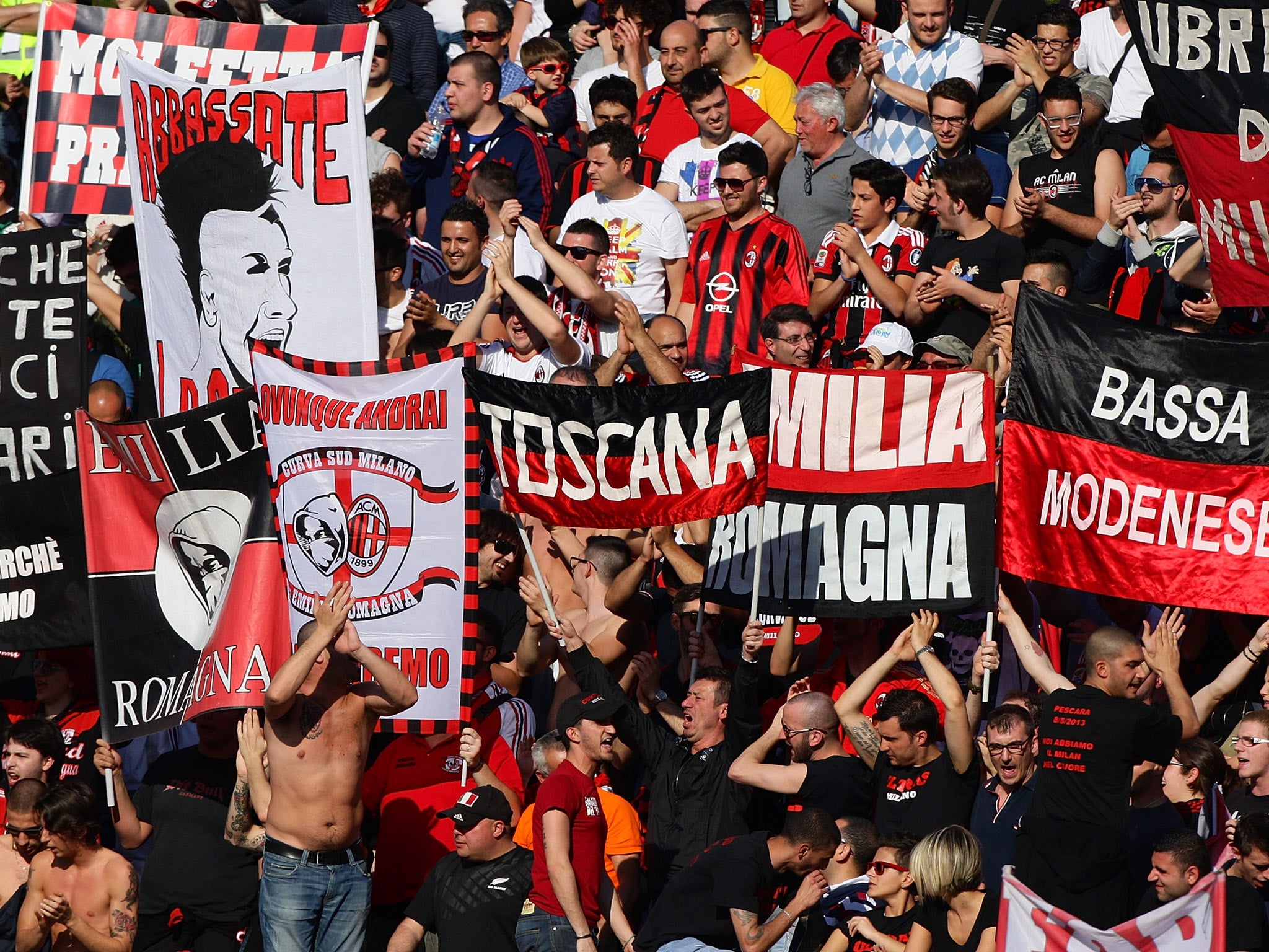 AC Milan fans