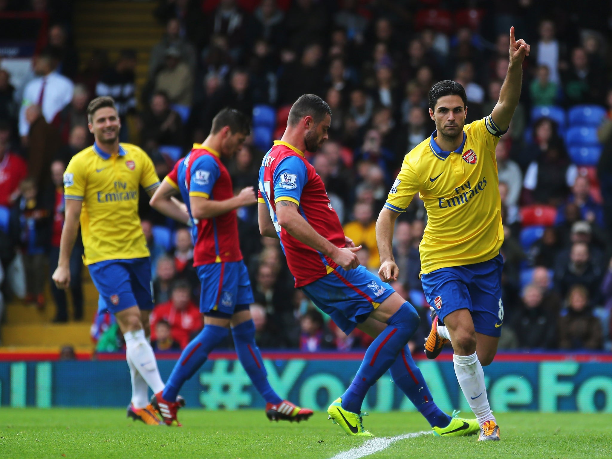 Mikel Arteta celebrates after giving Arsenal the lead