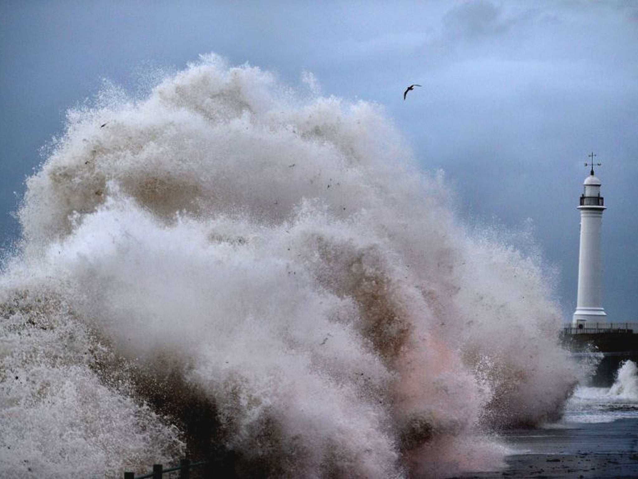 Stormy Sunday: Forecasters talk of heavy rains and strong winds in the South