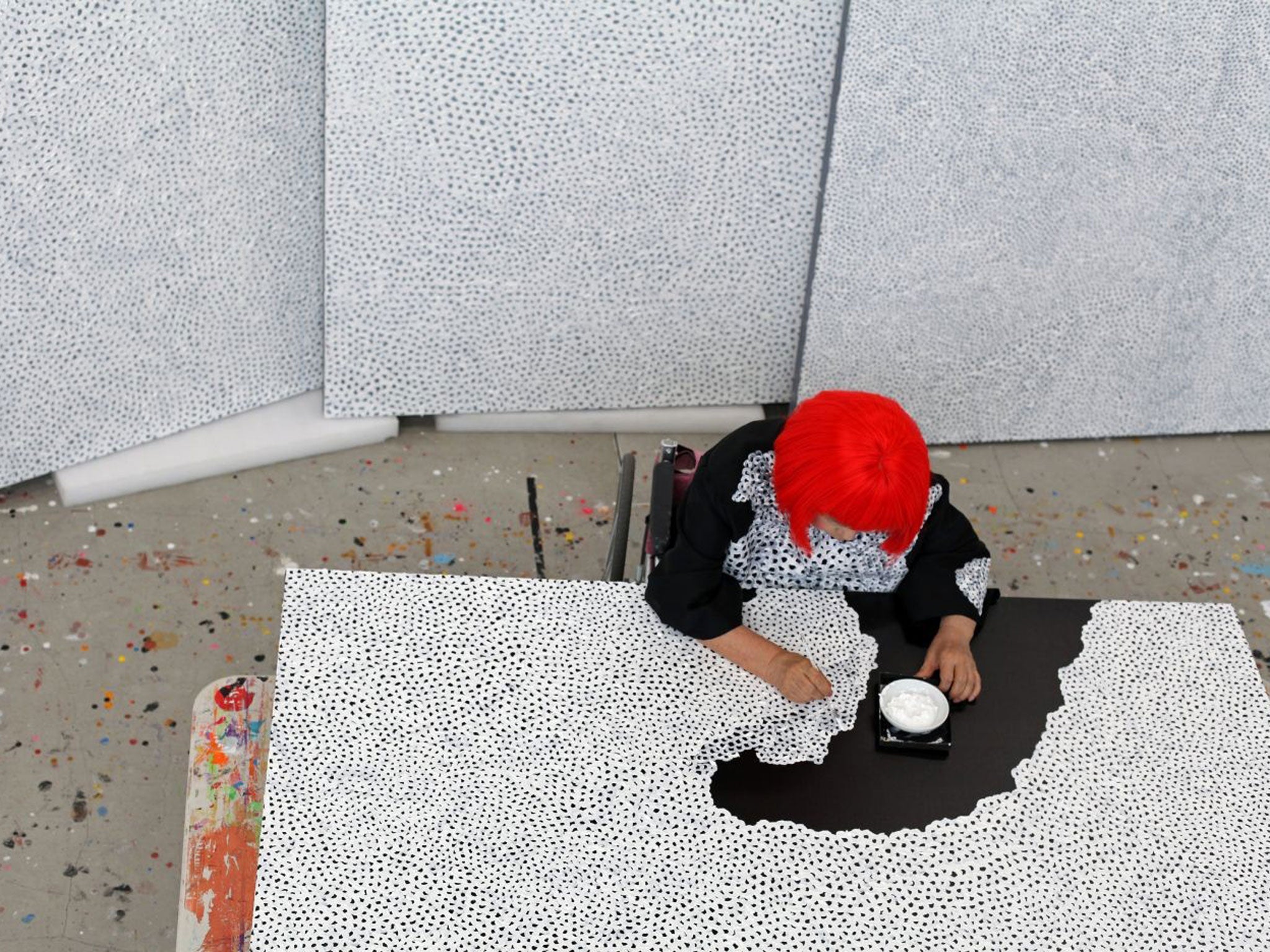 Yayoi Kusama's art in process