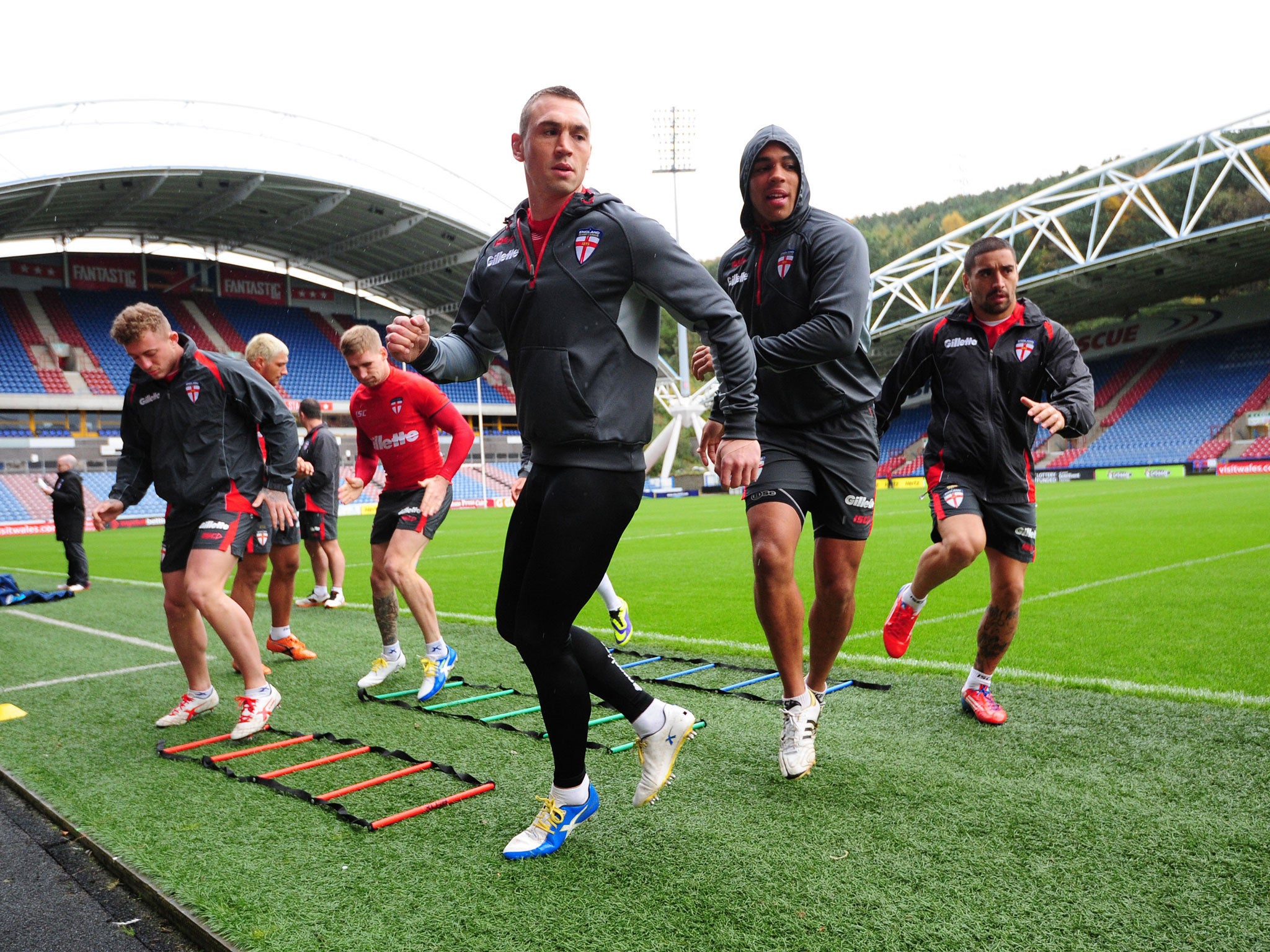 Kevin Sinfield (front centre), Leroy Cudjoe (front right) and Rangi Chase (right) during the Captain's Run at the John Smith's Stadium, Huddersfield