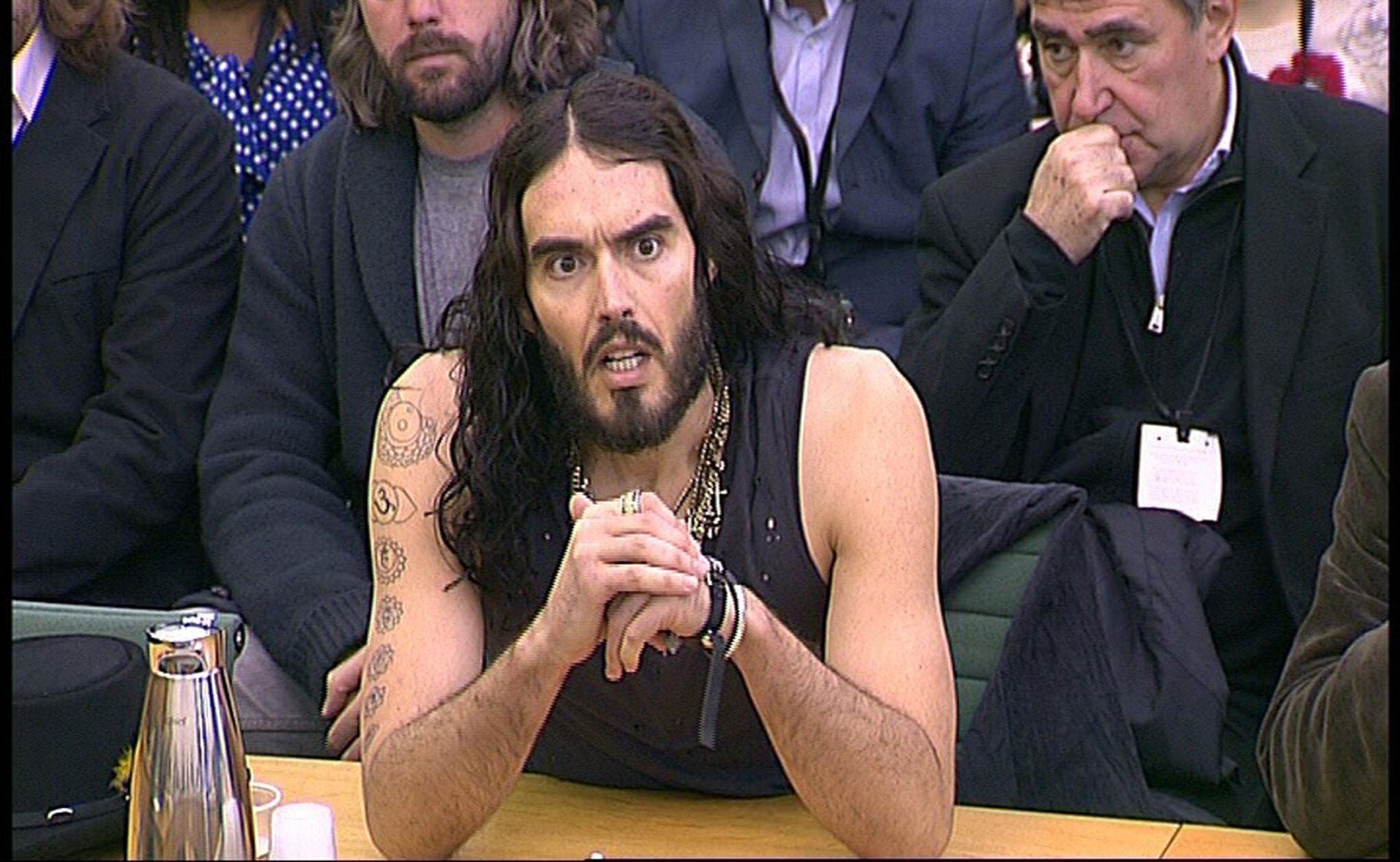 In the revolution, you do not need to dress up for MPs