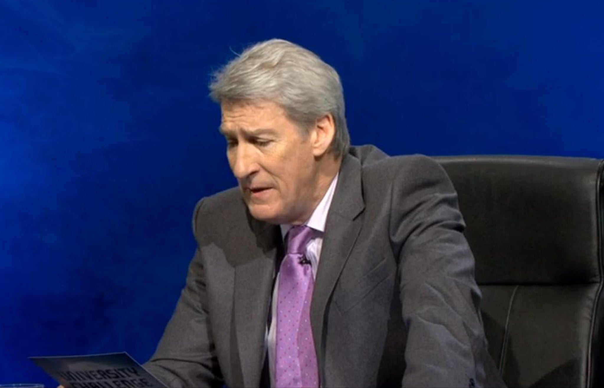 Jeremy Paxman hosts University Challenge