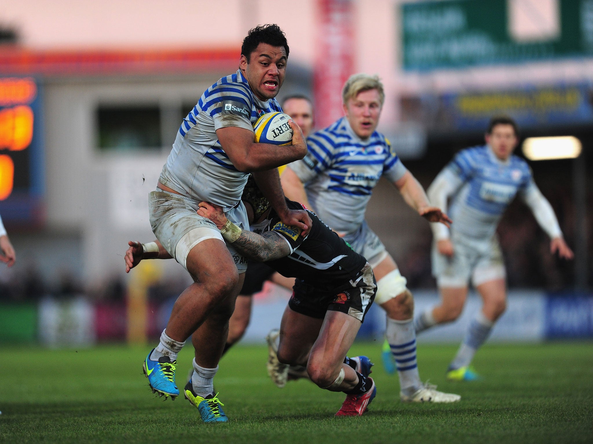 Saracens number 8 Billy Vunipola makes a break