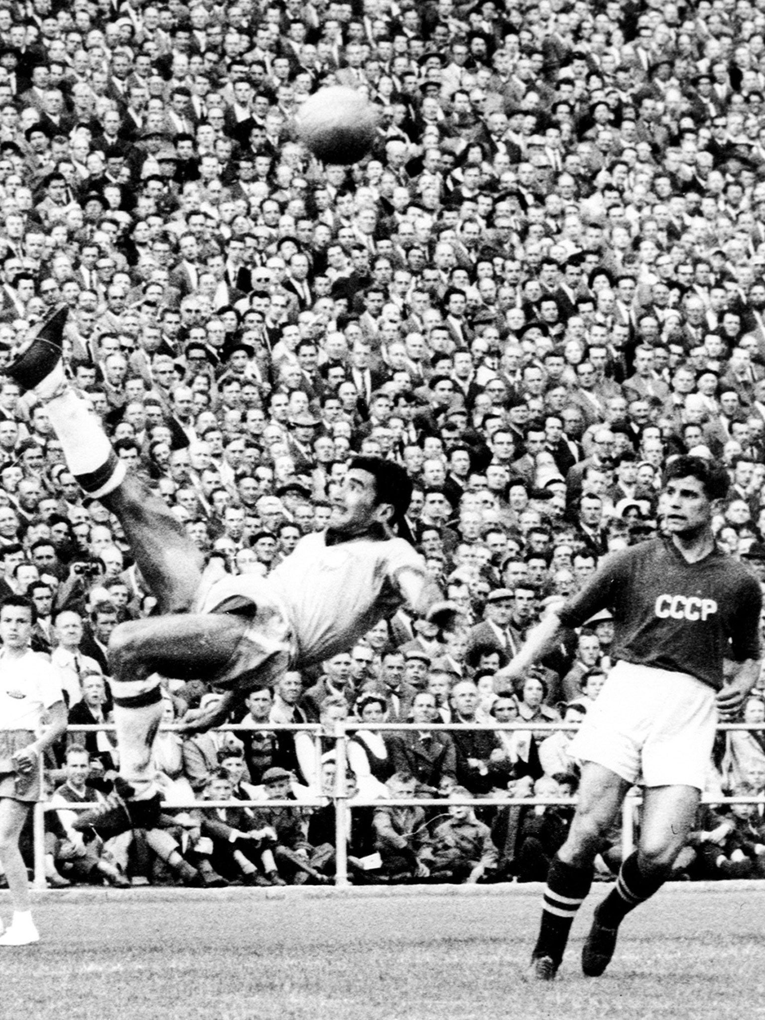 Santos in action during the 2-0 win against the Soviet Union in the 1958 World Cup in Sweden