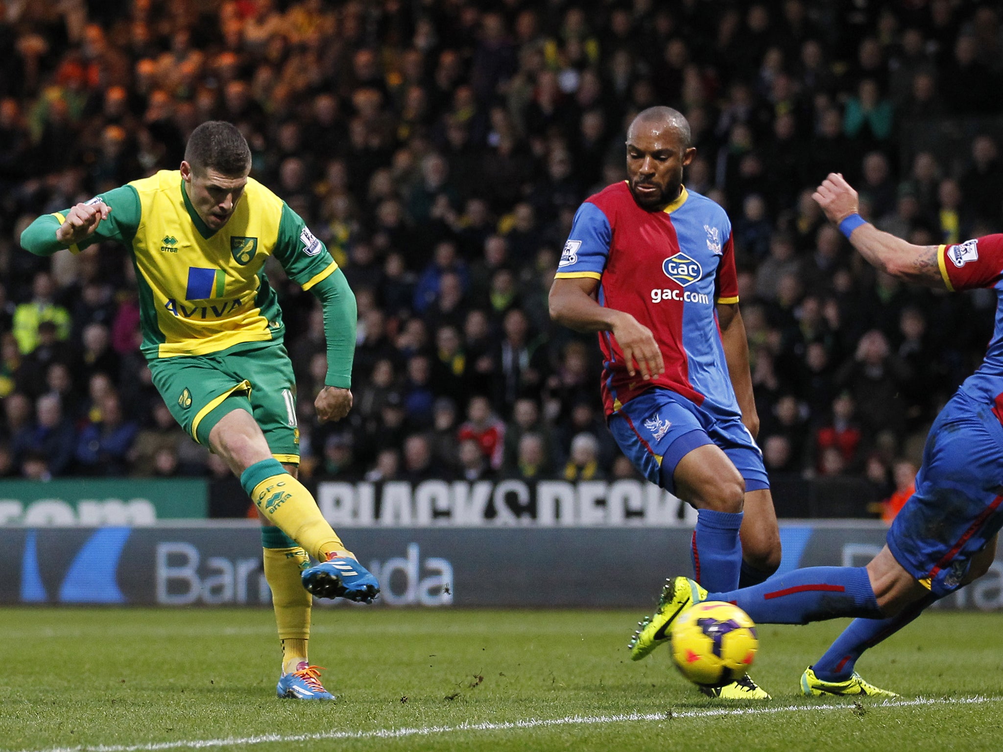 Norwich striker Gary Hooper puts Norwich ahead against Crystal Palace