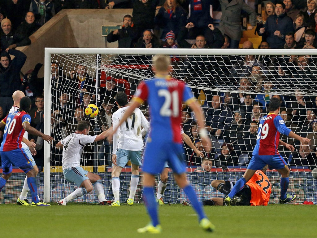 Marouane Chamakh finally finds the back of the net for Crystal Palace