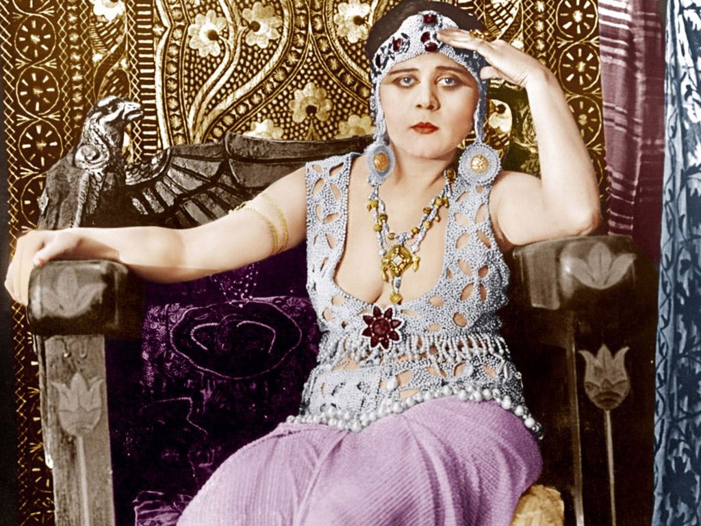 Theda Bara in 1917’s silent movie ‘Cleopatra’