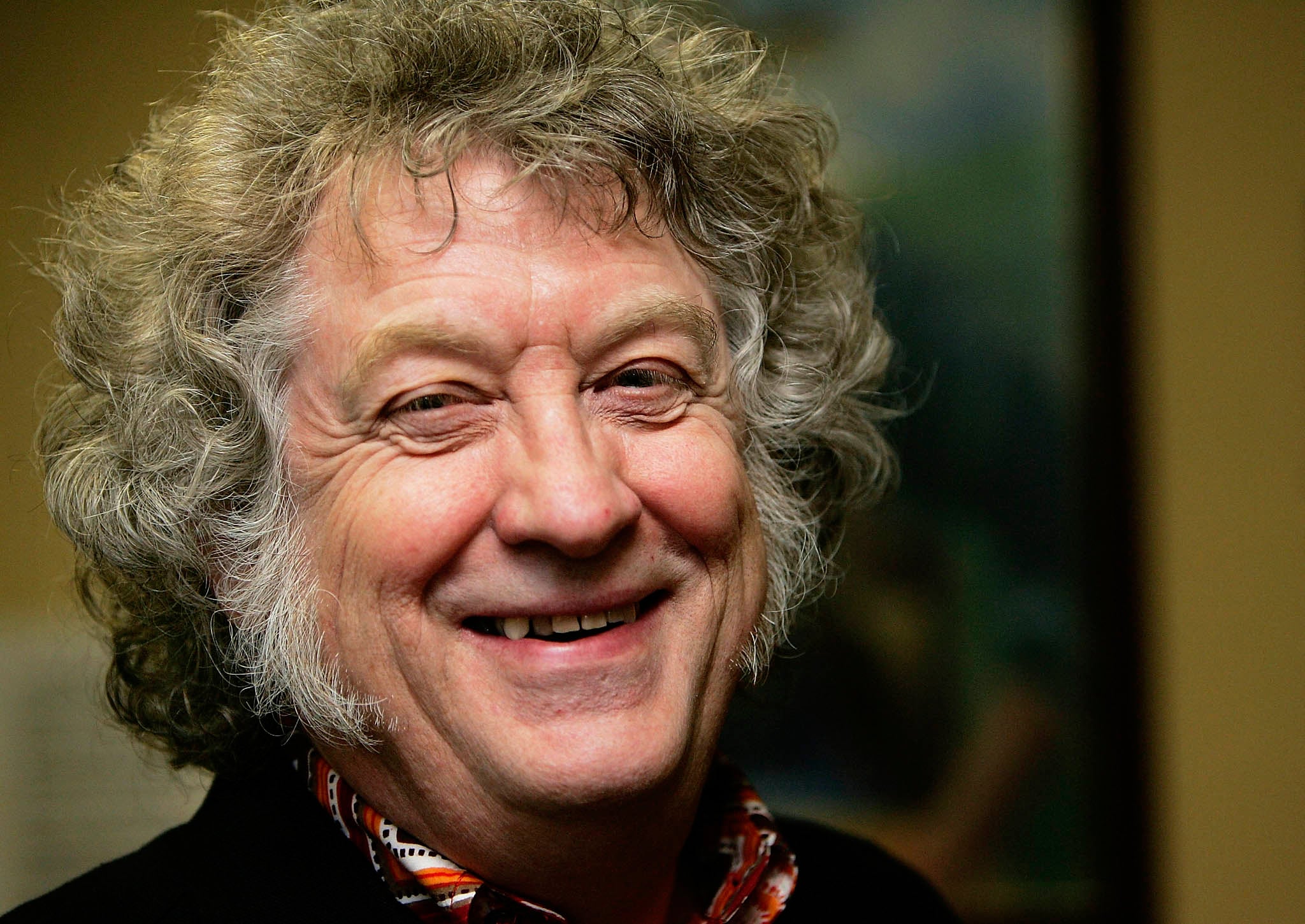 Noddy Holder must be glad he wrote 'Merry Xmas Everybody' as he'll earn £800,000 this year from royalties.