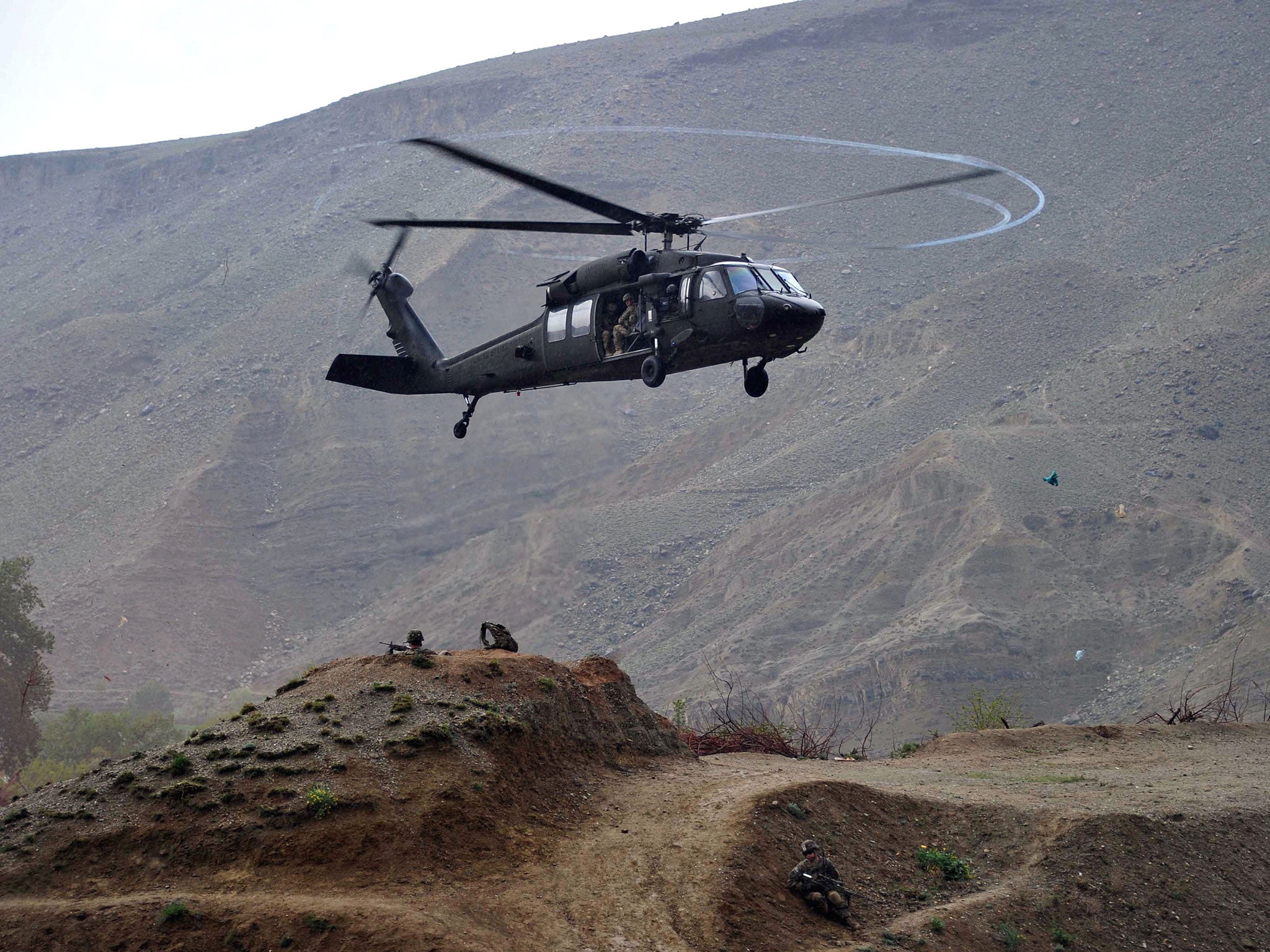 A UH-60 Black Hawk similar to the one allegedly involved in the crash lands in Nangarhar province.