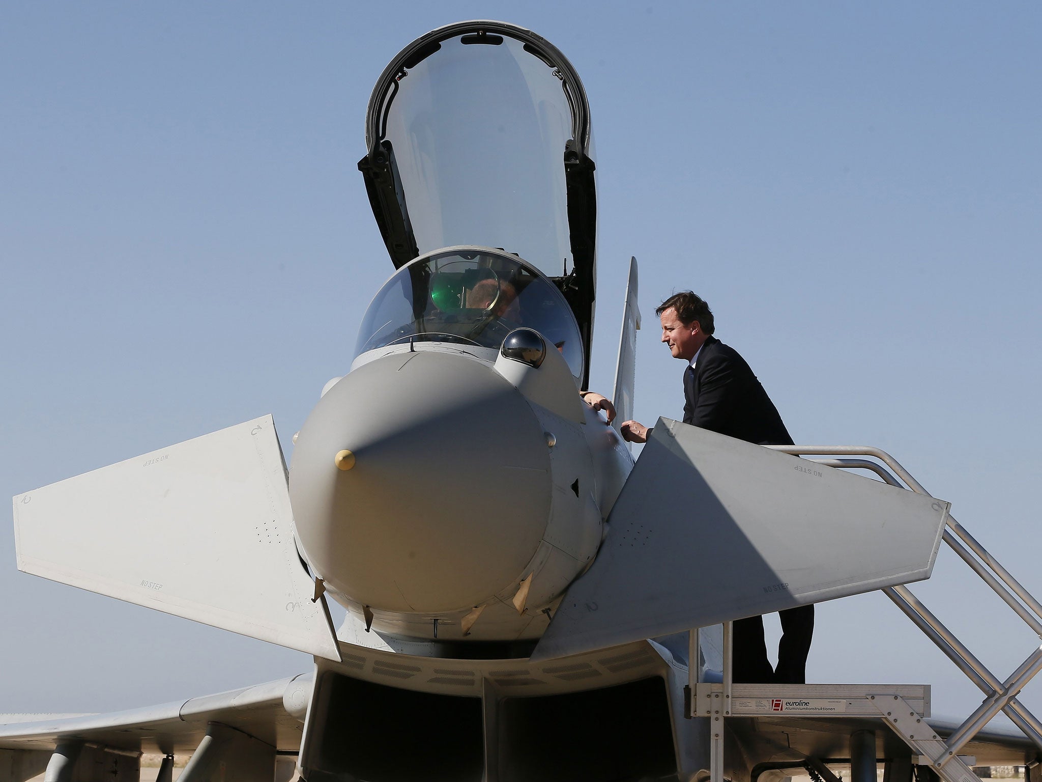 David Cameron's efforts to sell a multi-billion-pound contract for the United Arab Emirates to buy British- built fighter jets failed last night as the Gulf state pulled out of talks.