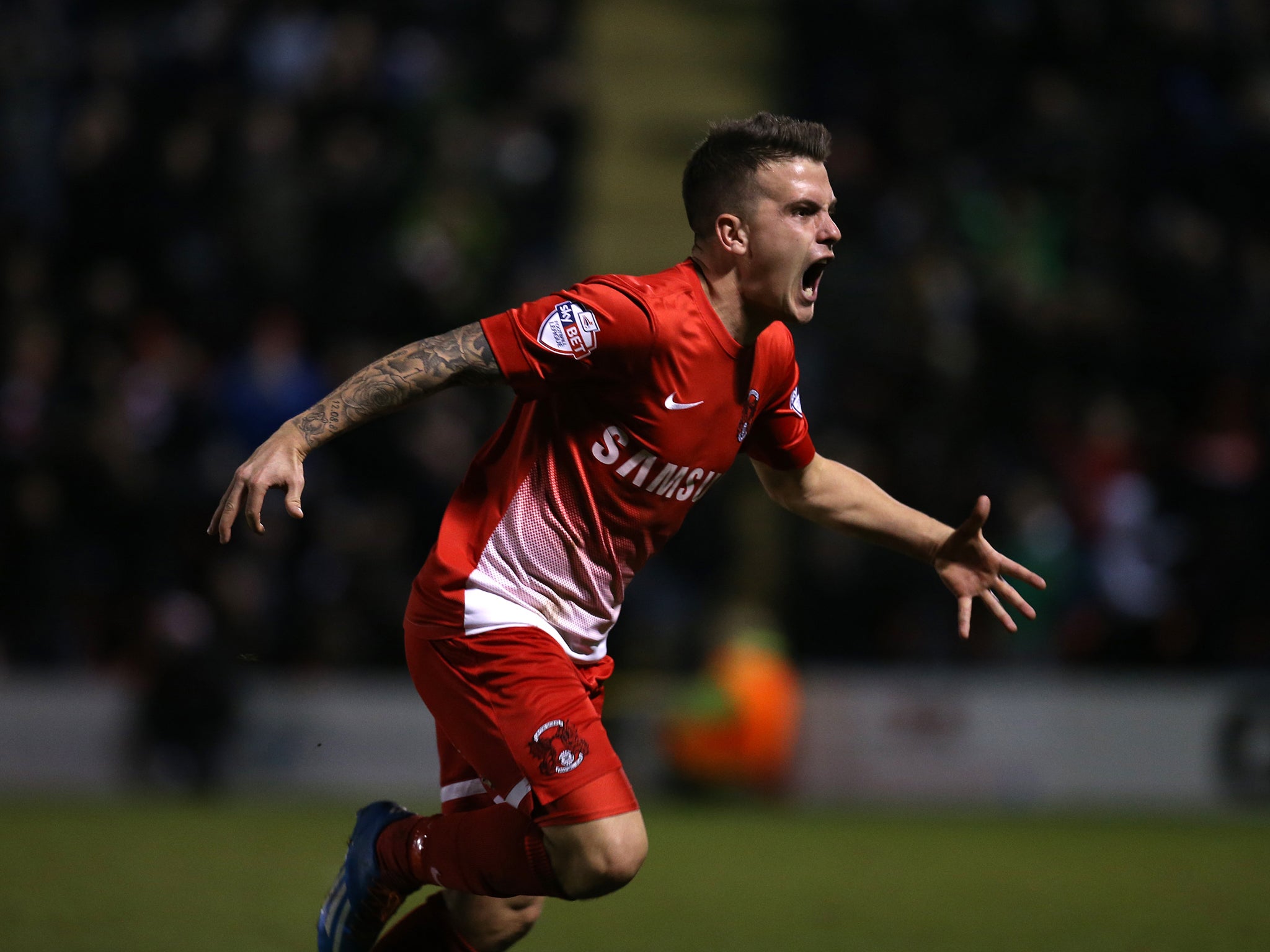 Dean Cox of Leyton Orient celebrates scoring against Sheffield United