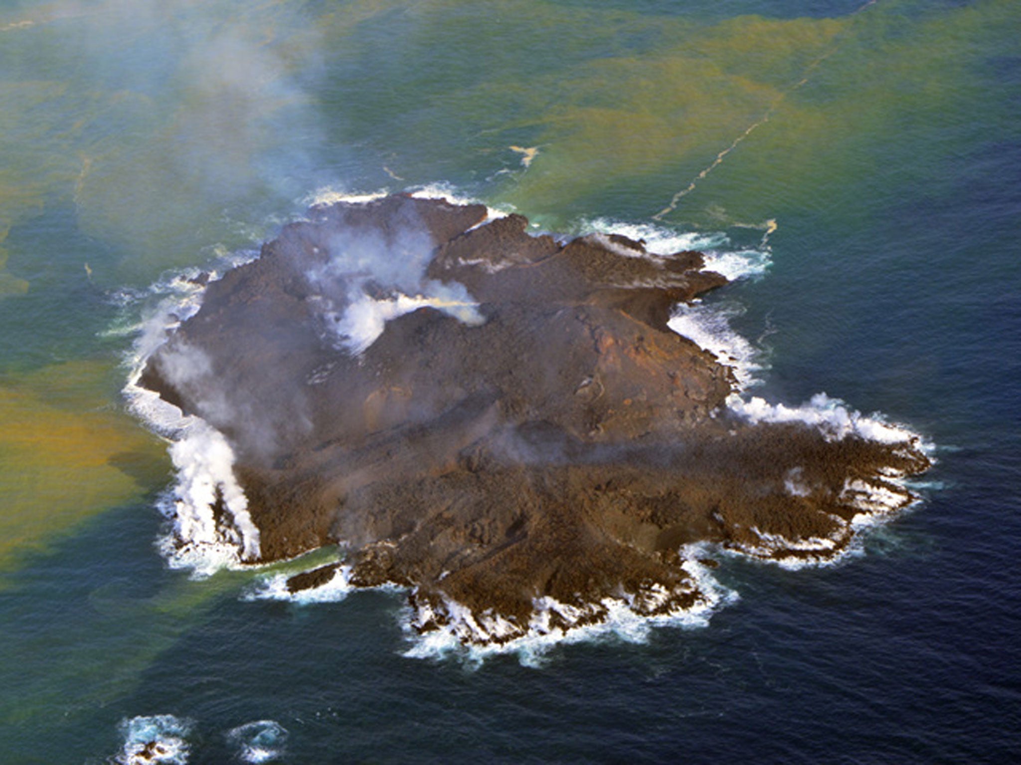 Nasa and the Japanese Coast Guard captured images of the new island, Niijima