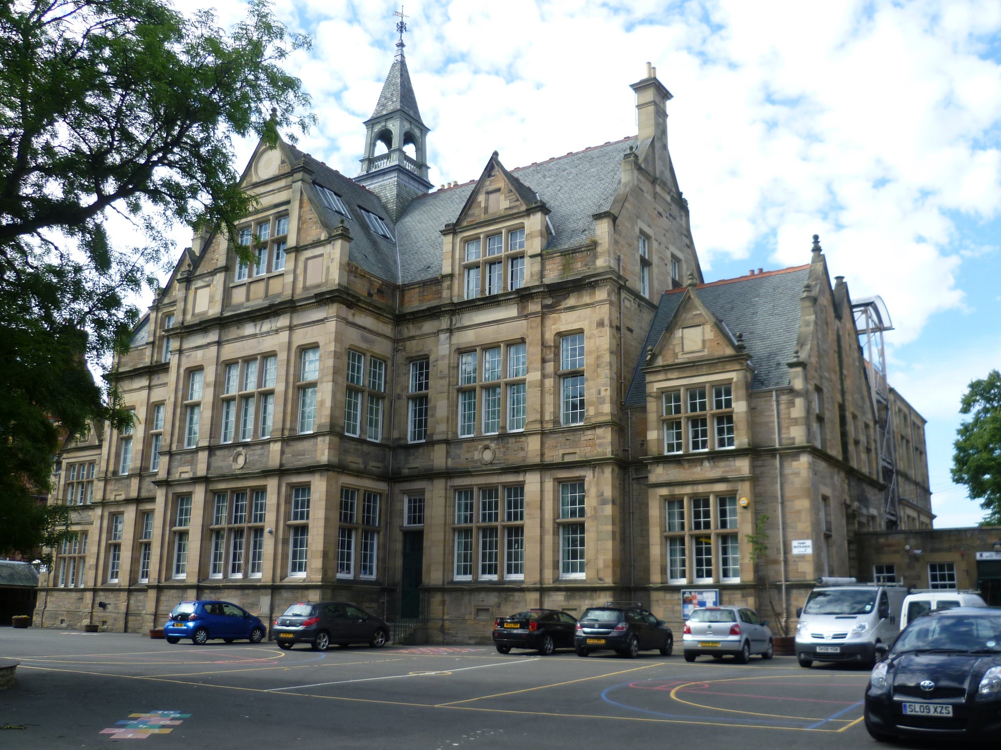 Sciennes Primary School in Edinburgh (pronounced 'Sheens') features in Tatler's guide to state schools