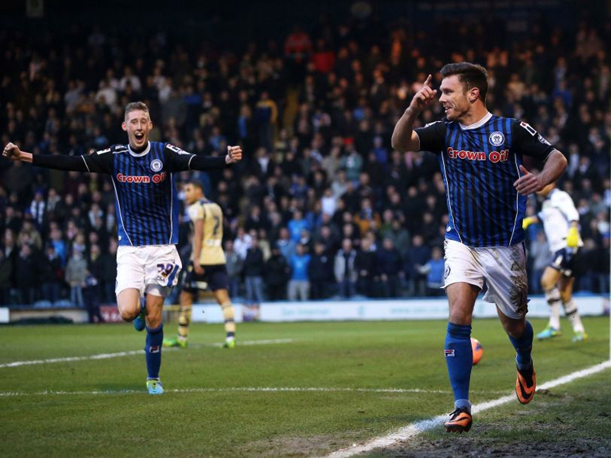 Scott Hogan celebrates his goal