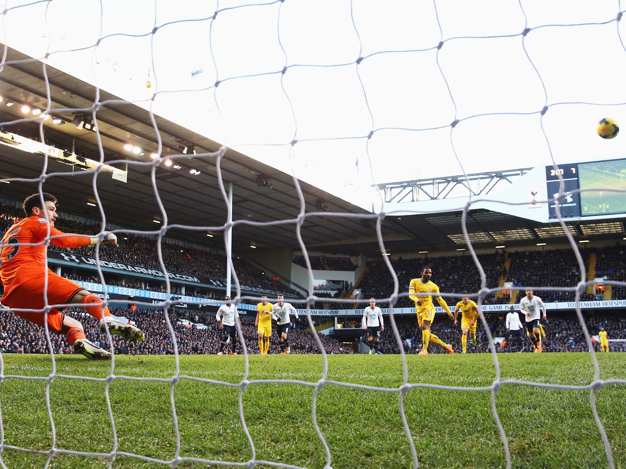 Crystal Palace midfielder Jason Puncheon blasts his penalty attempt over the bar