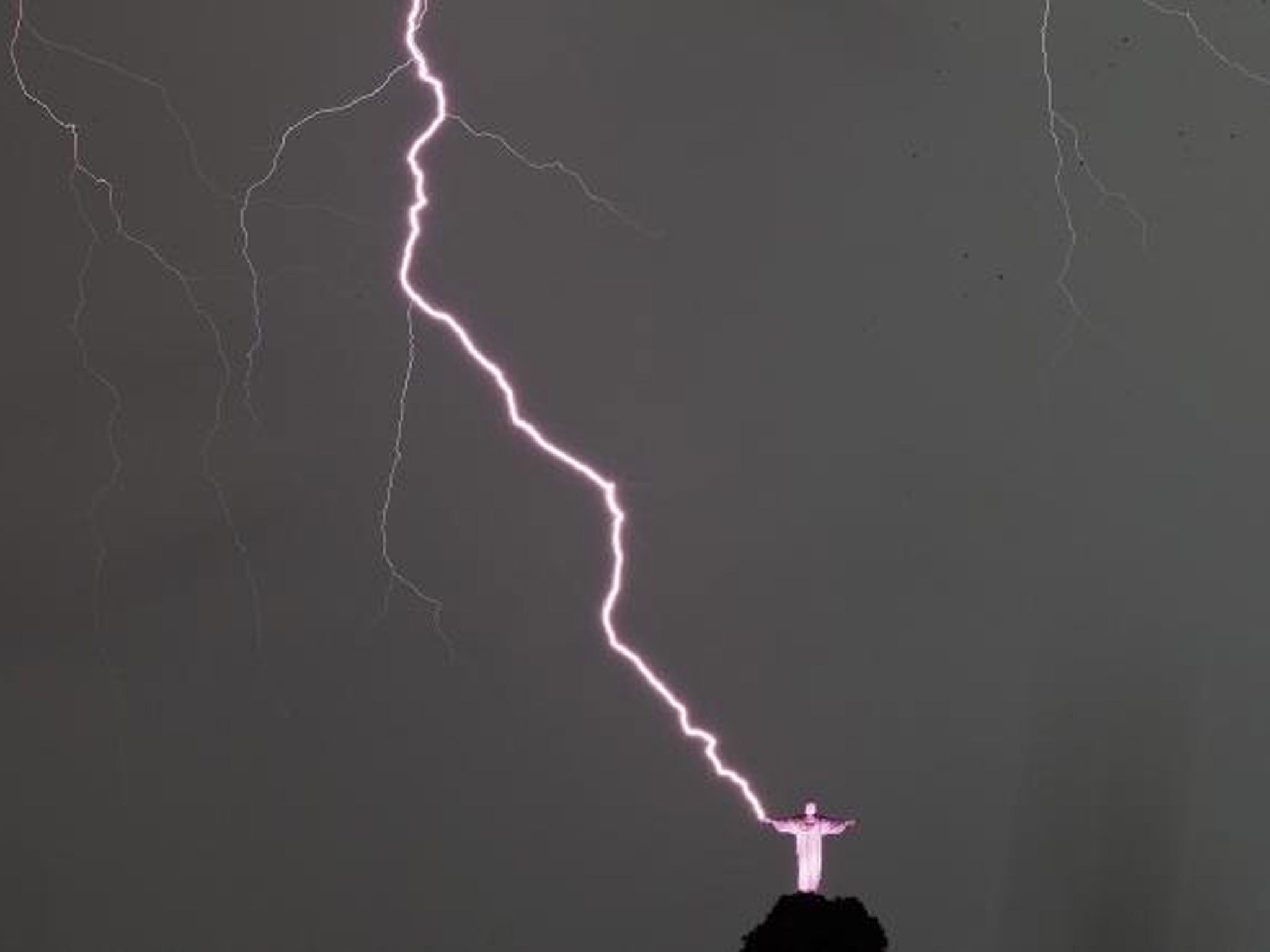 The moment the lightening strikes is caught on camera