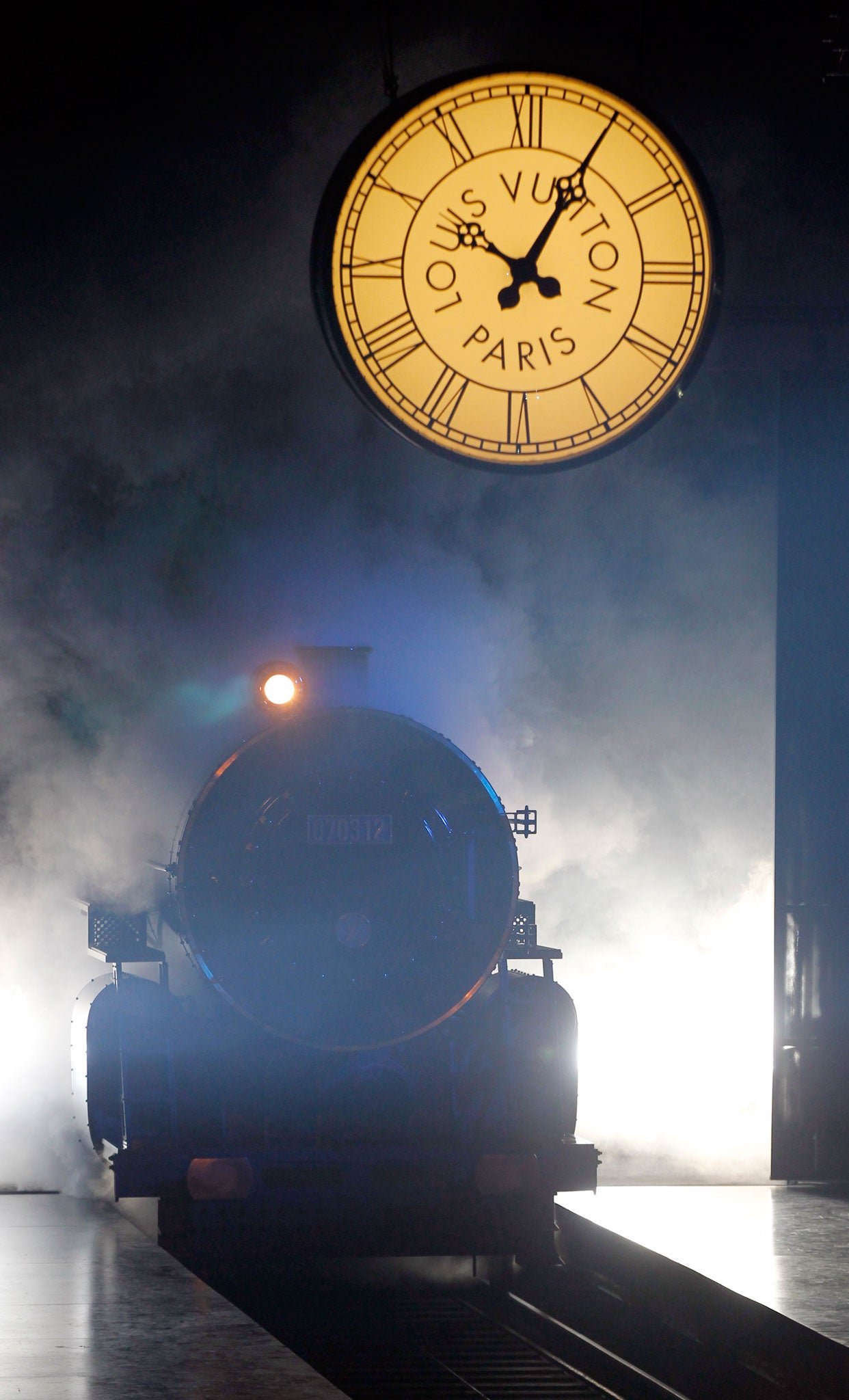 The train pulled in to the platform a full four minutes late