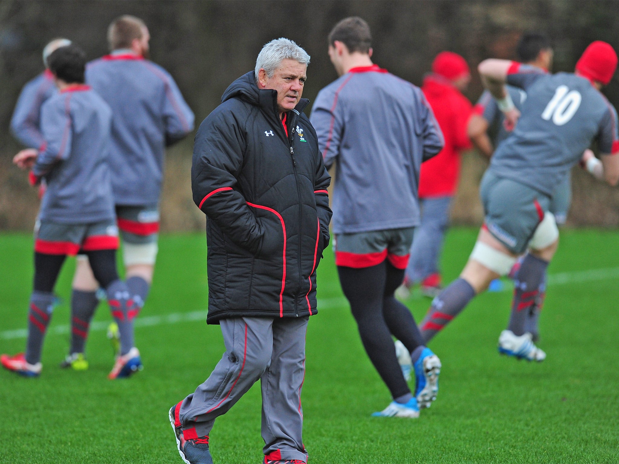 Wales coach Warren Gatland oversees training