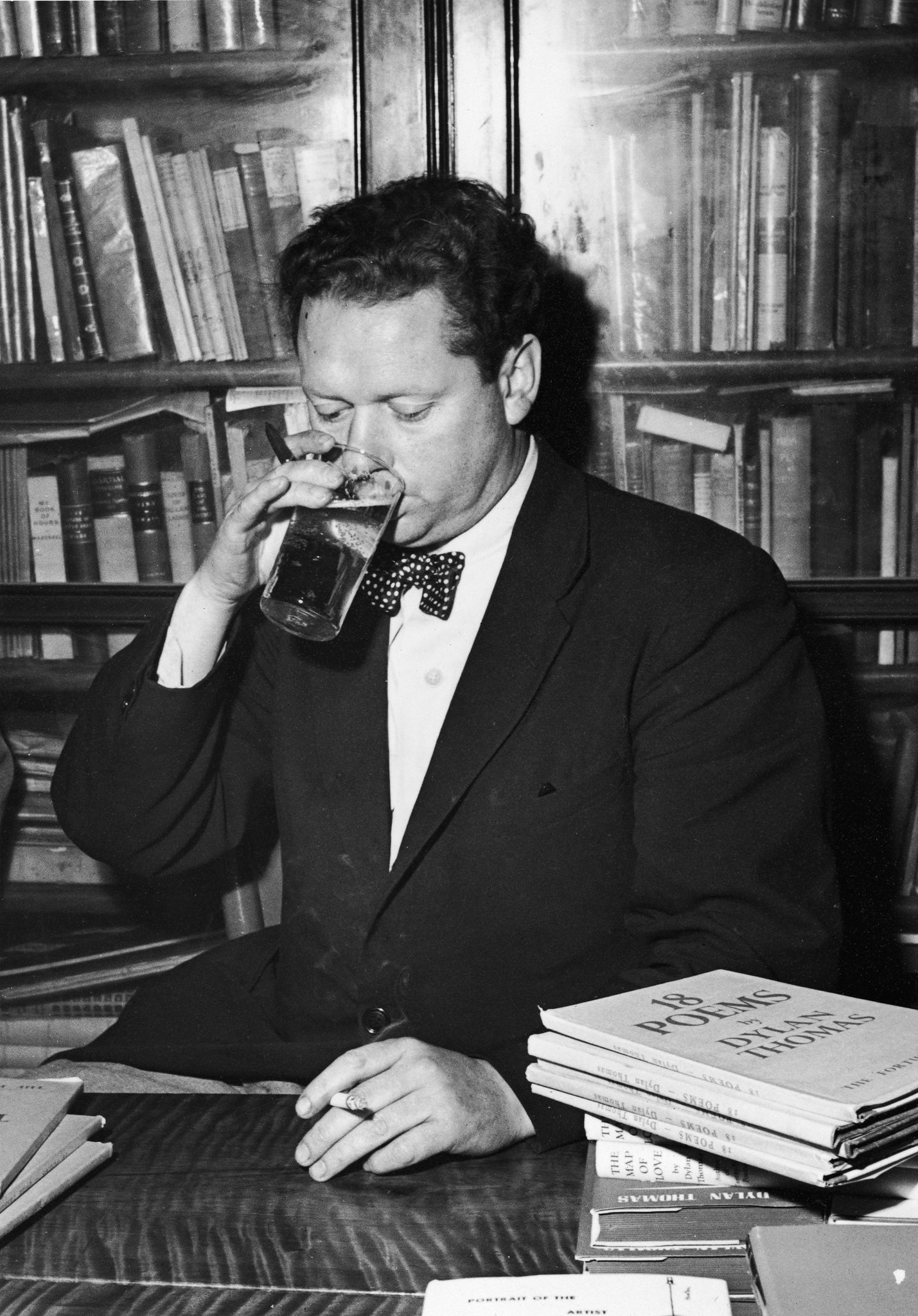 Welsh poet Dylan Thomas in New York City, 1950