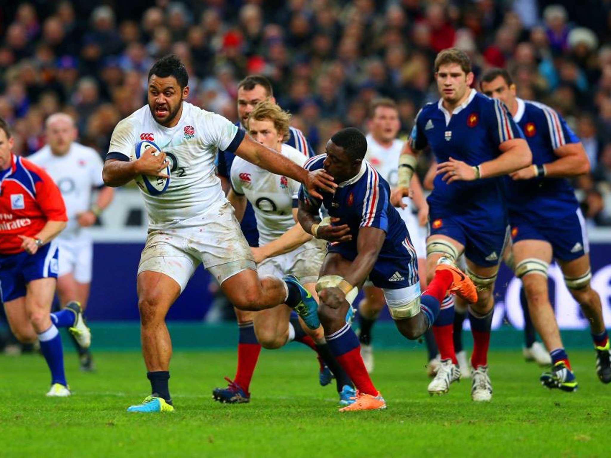 Vunipola breaks with the ball