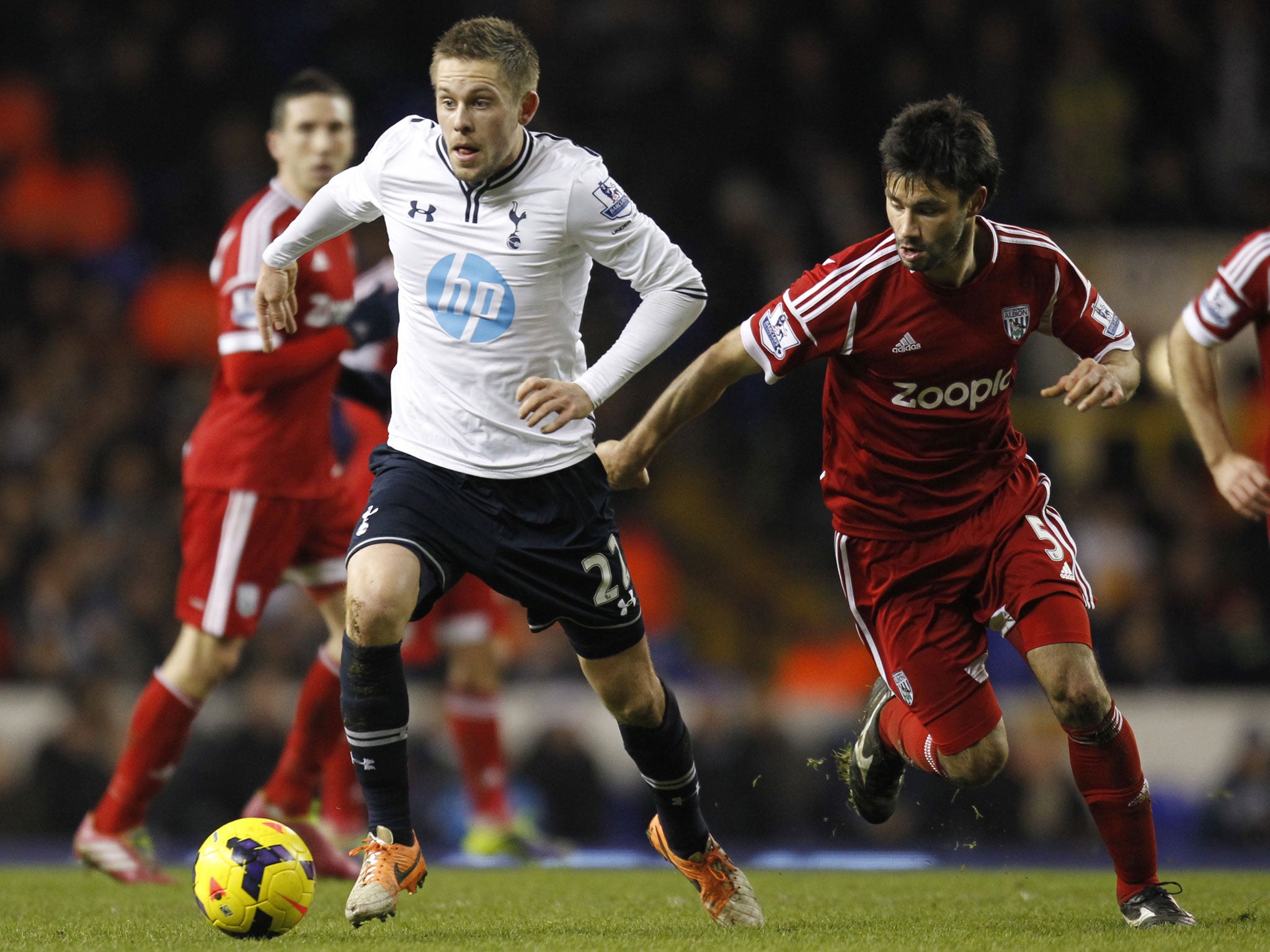 Tottenham midfielder Gylfi Sigurdsson believes Arsenal and Chelsea can forget their hopes of winning the Premier League title due to Manchester City's dominance