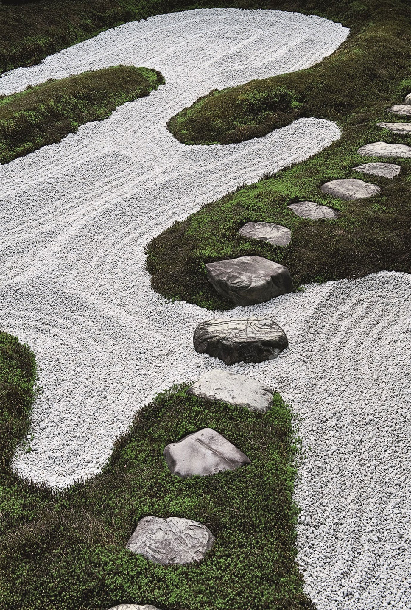 Alex Ramsay images - which feature in Yoko Kawaguchi's new book Japanese Zen Gardens - are up to his normal high standards