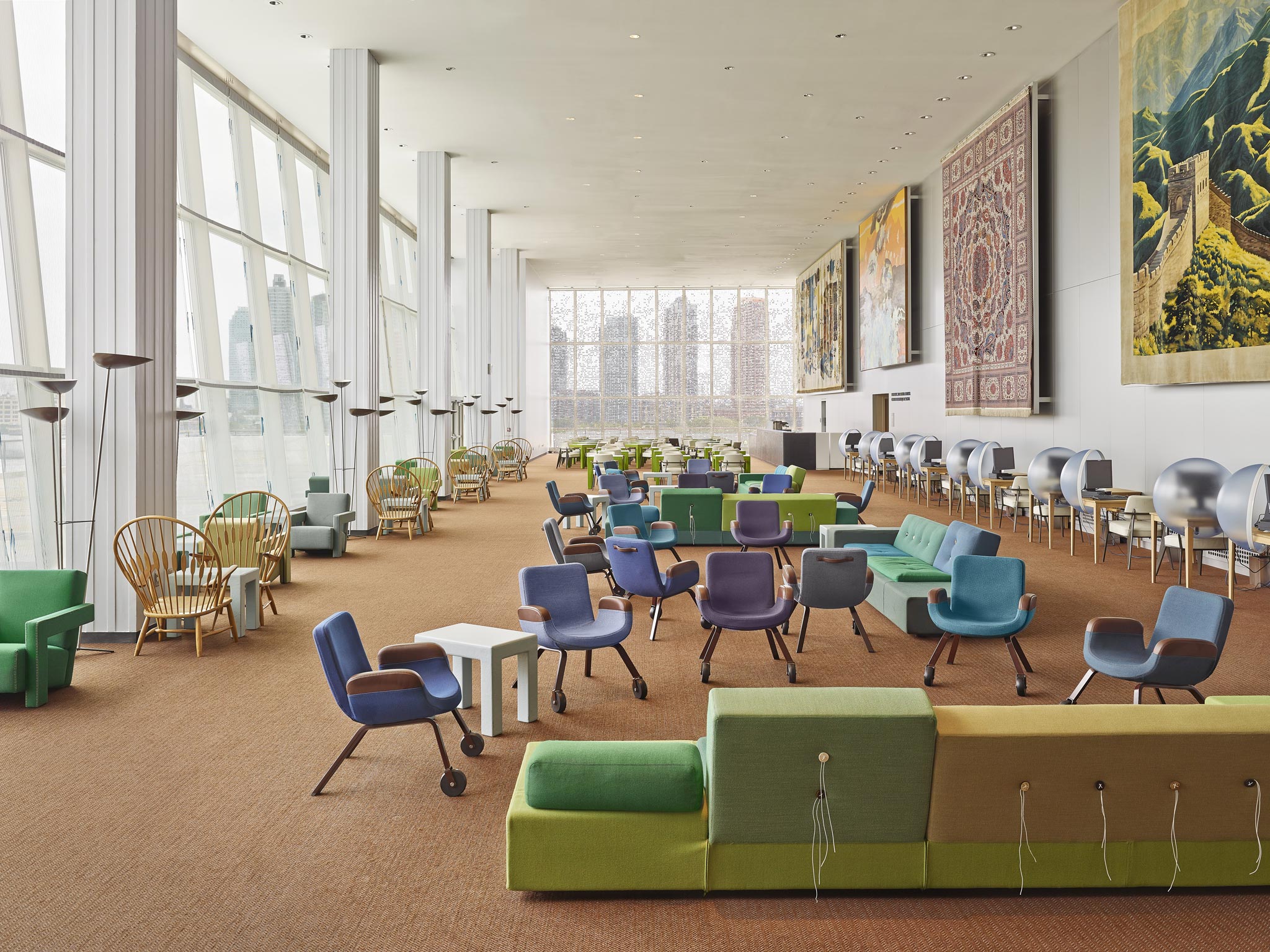 Interior for United Nations North Delegates’ Lounge, New York – Designed by Hella Jongerius, together with Rem Koolhaas, Irma Boom, Gabriel Lester and Louise Schouwenberg: The Dutch Ministry of Foreign Affairs commisioned Hella Jongerius and her team to u