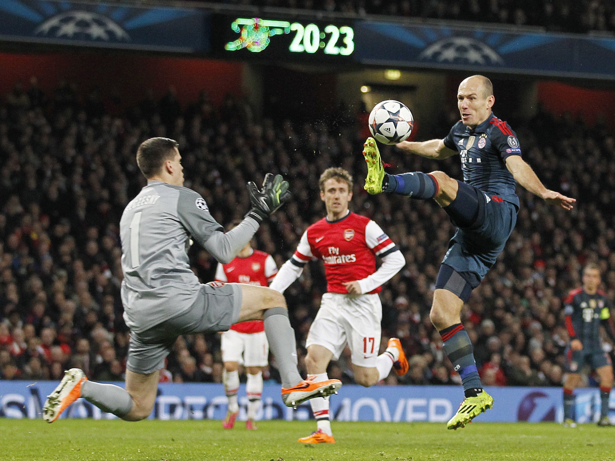 Arjen Robben Flying Dutchman had one effort blocked before earning penalty as Szczesny brought him down. A consistent threat from the right side all night.8