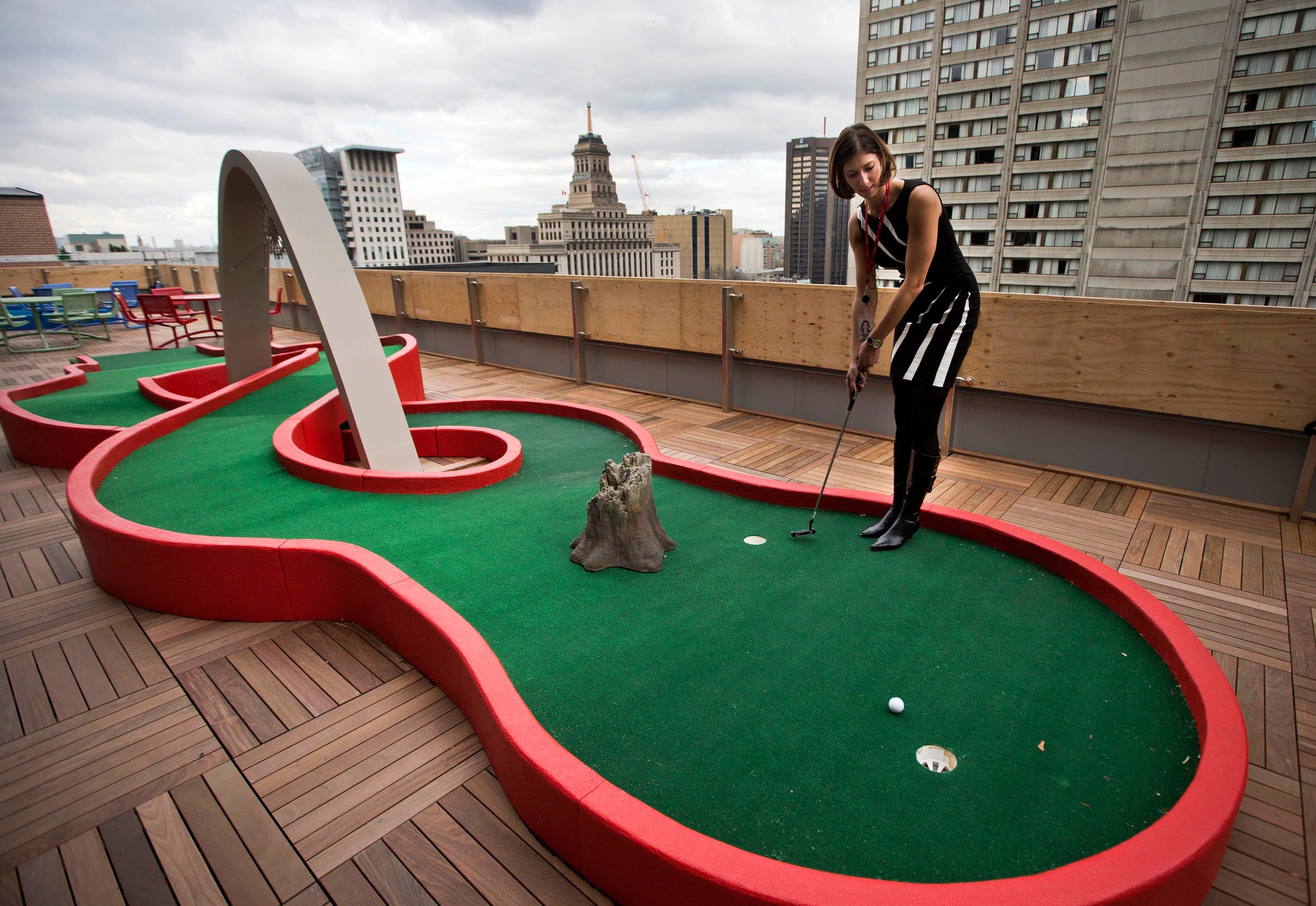 Mini golf on the roof? There are no handicaps working at Google.