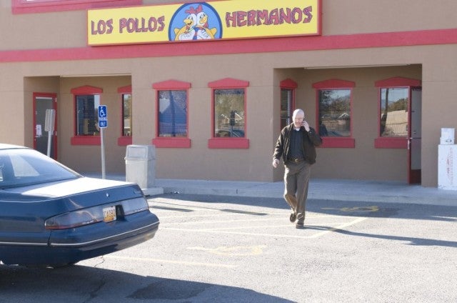 Walter White leaves Los Pollos Hermanos in Breaking Bad (Picture: Netflix)