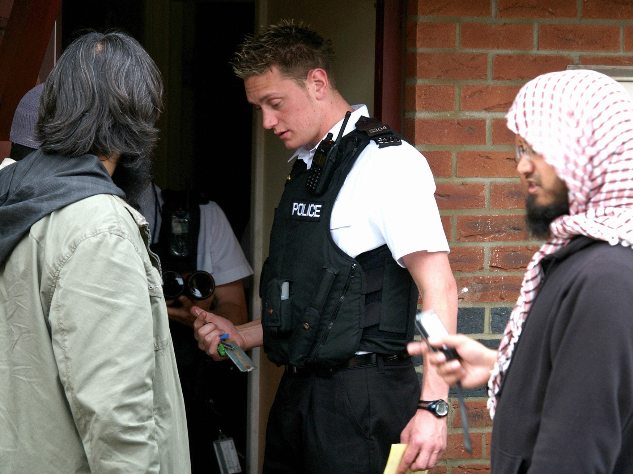 Relatives of British jihadis have been giving police “a lot more information”