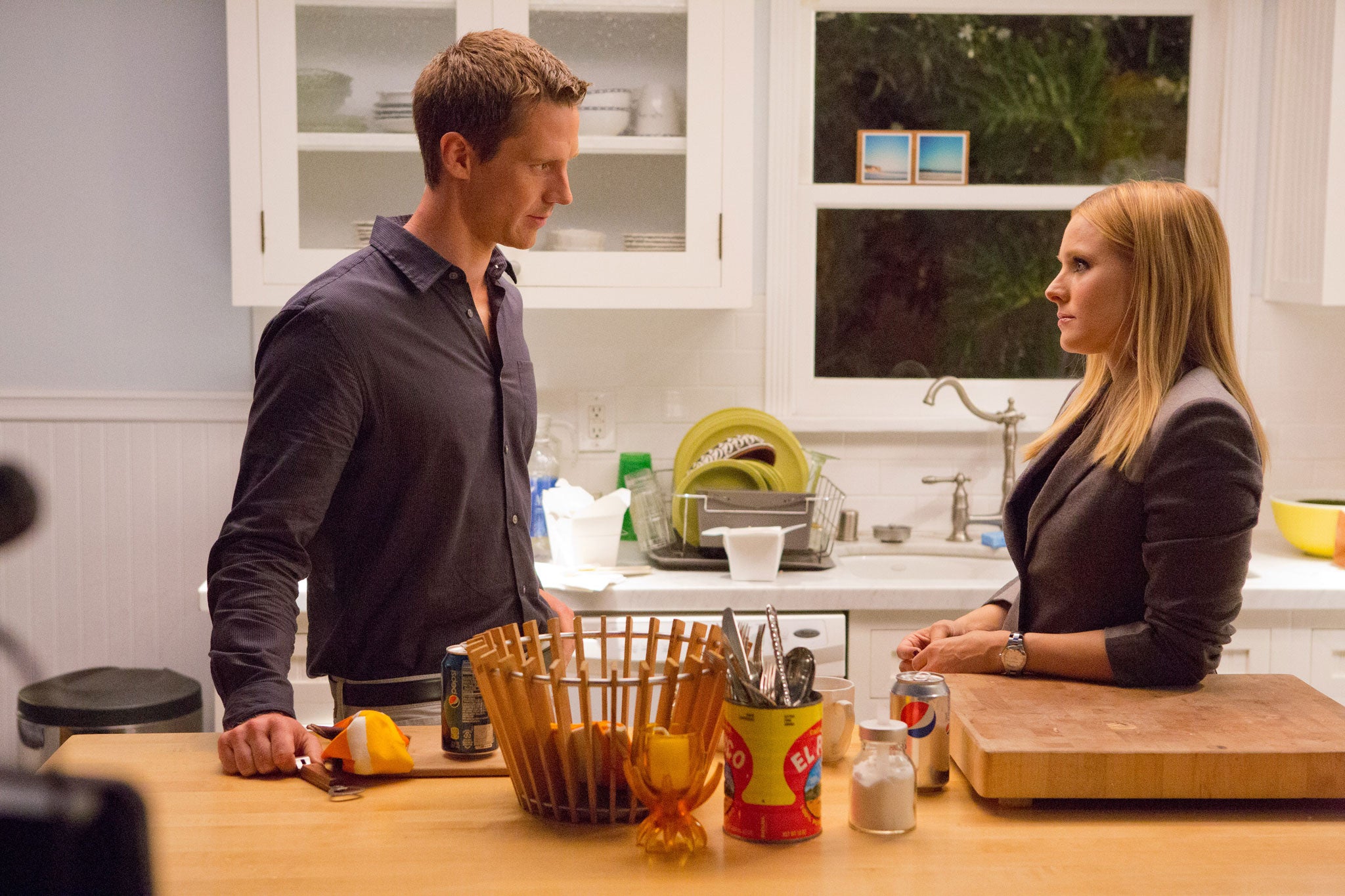 Kristen Bell and Jason Dohring in 'Veronica Mars'