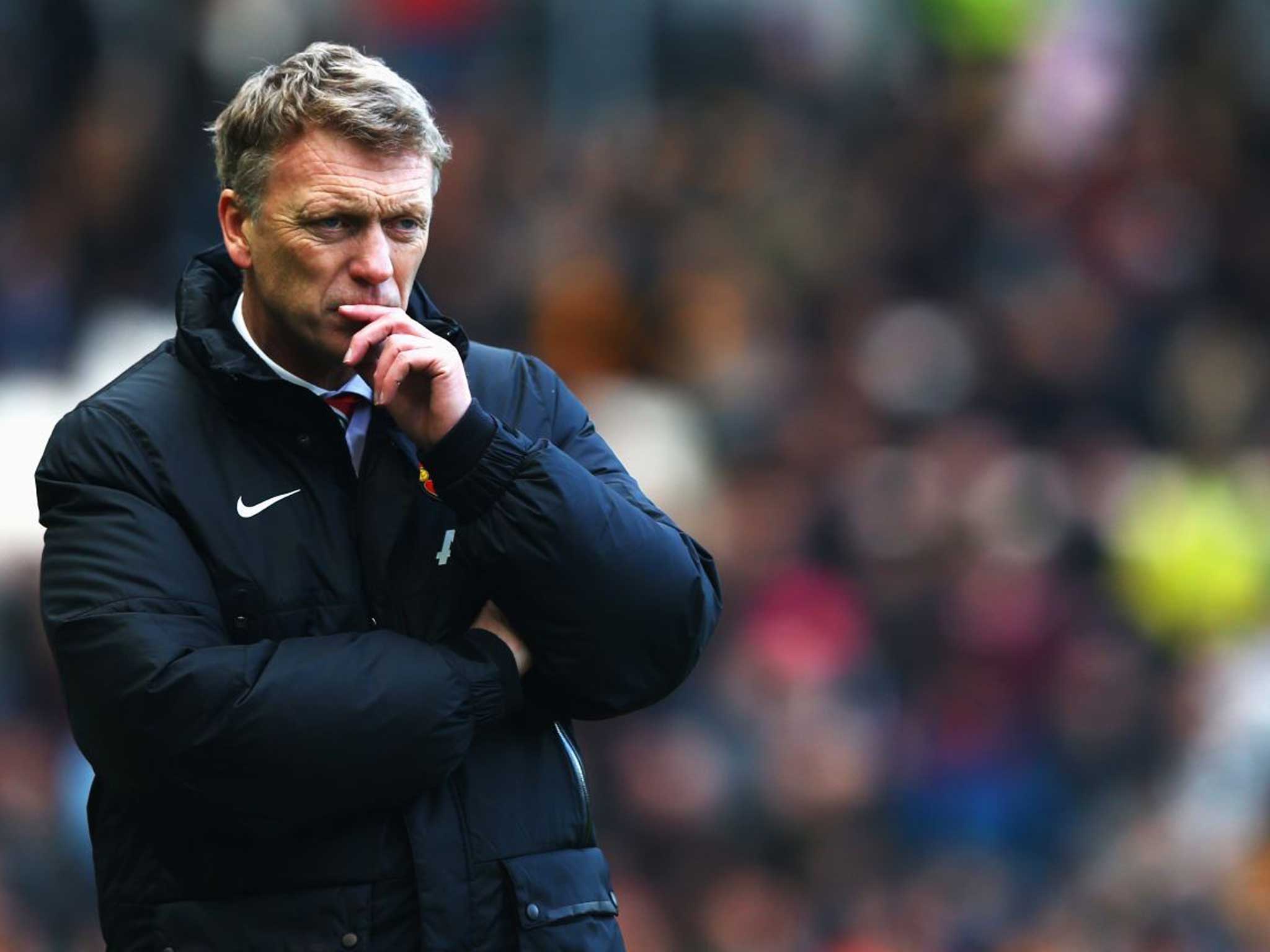 David Moyes looks on from the touchline