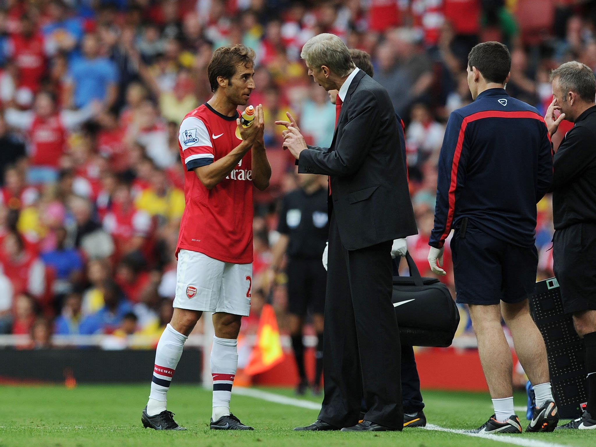 Mathieu Flamini has praised Arsene Wenger ahead of reaching his 1,000th match in charge of Arsenal