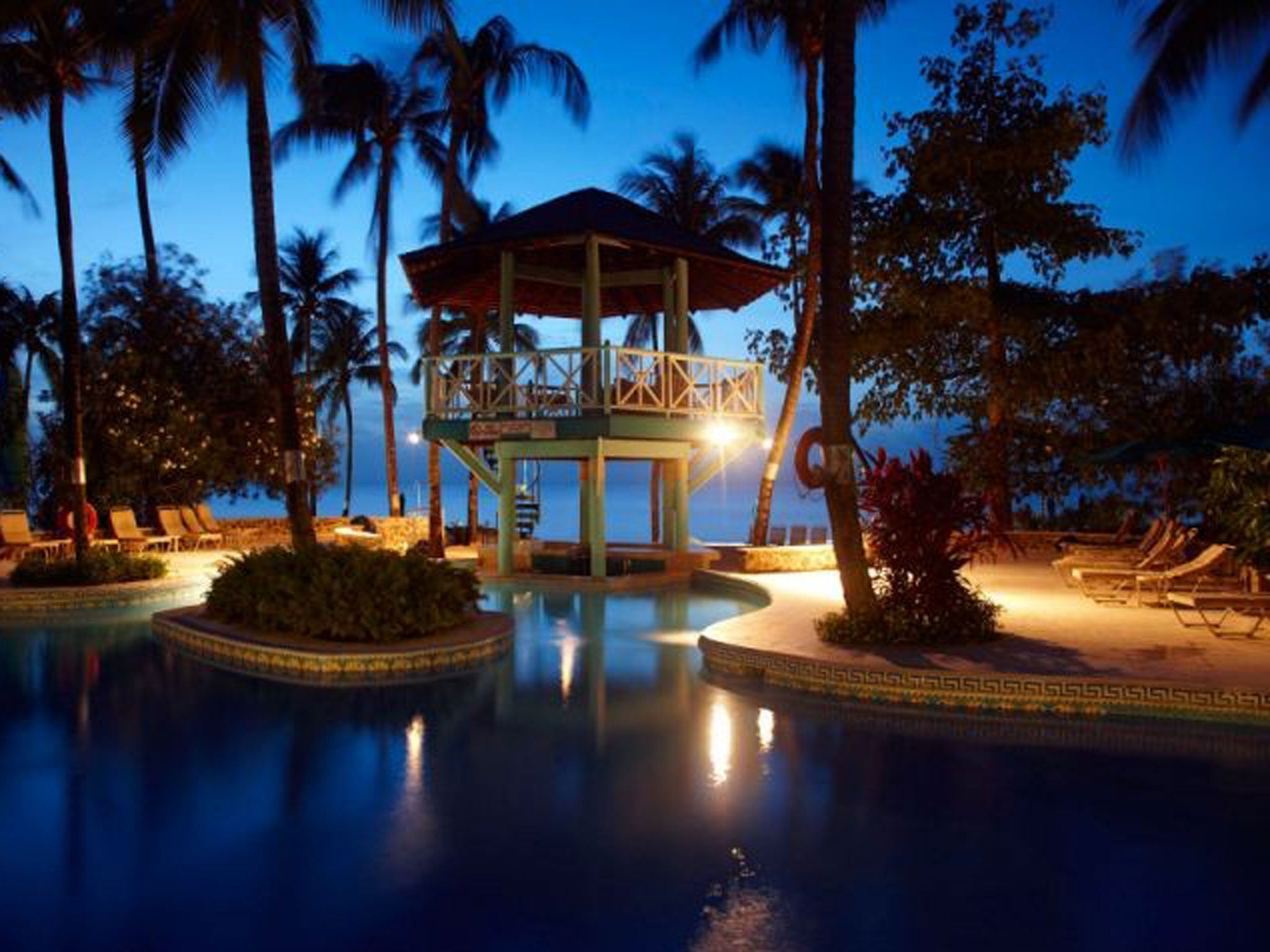 £2,299 - Destinology