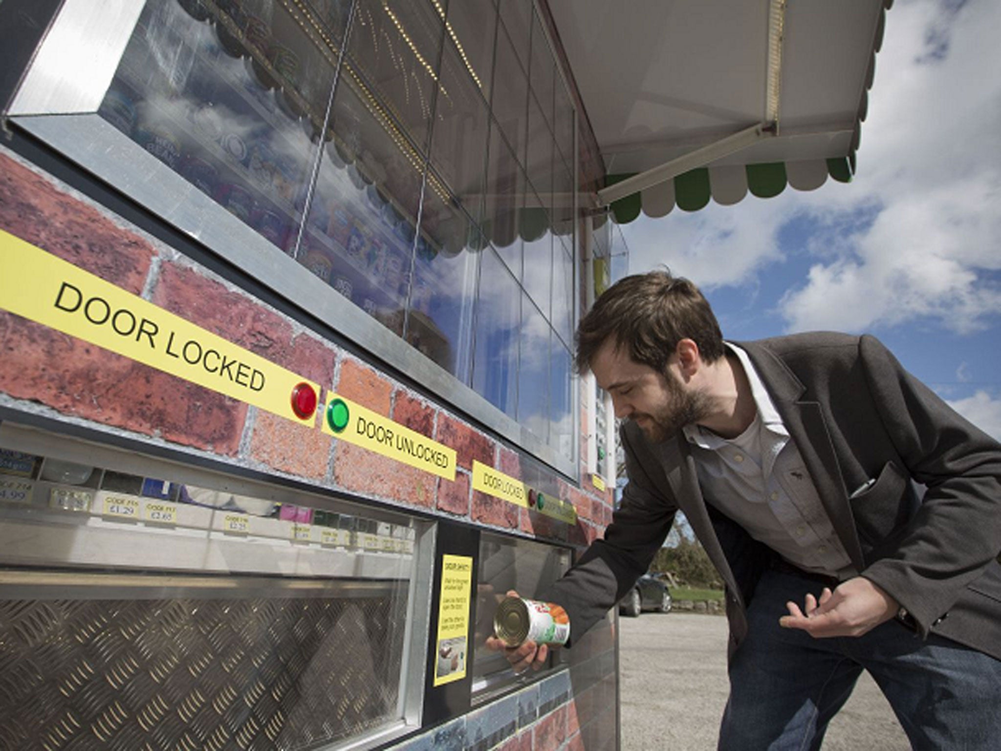 Reporter Chris Green goes grocery shopping at the Clifton Speedy Shop